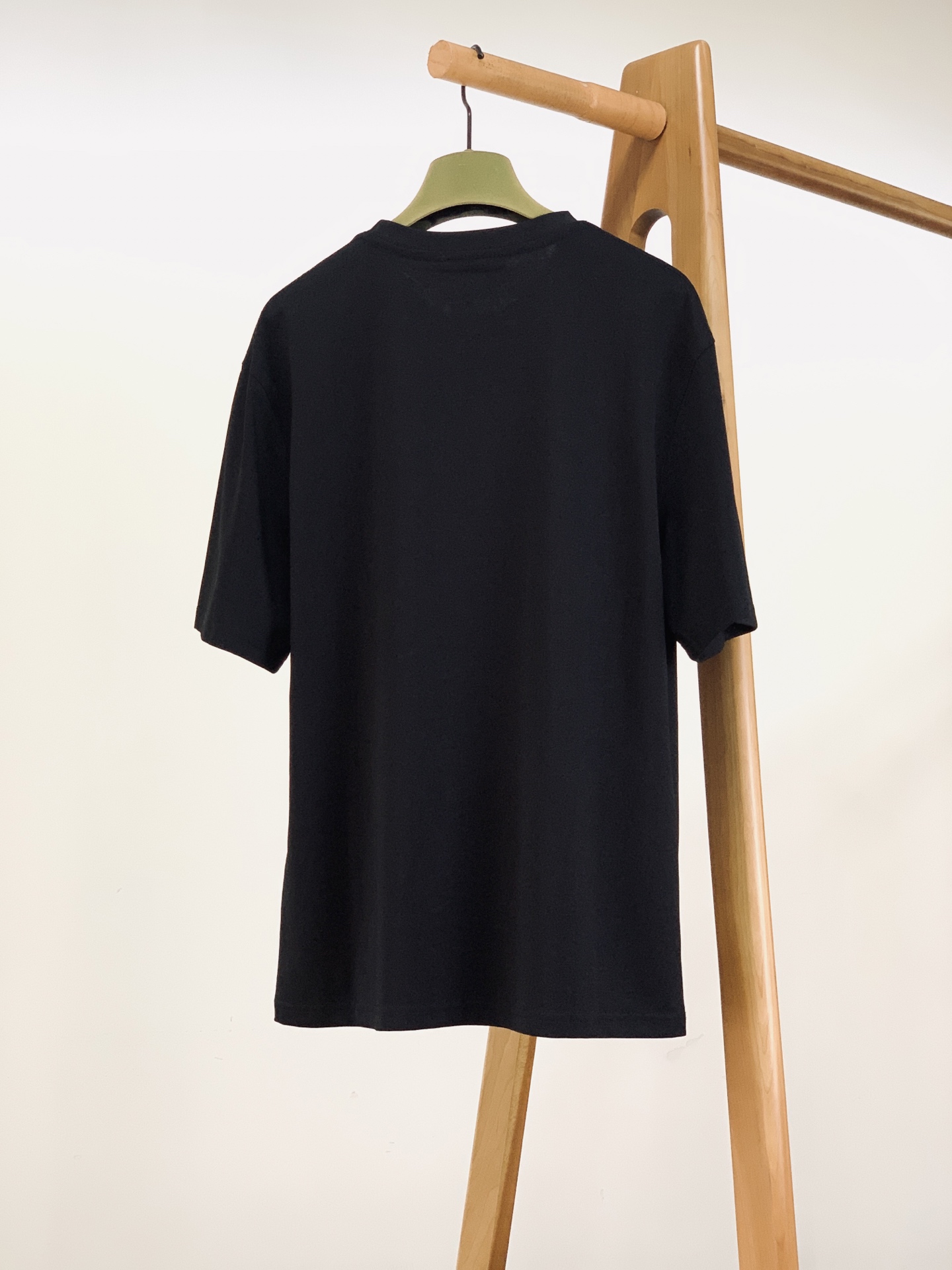 Gucci 古驰 2026SS春夏新品经典GG印花短袖奢牌人气基础款，解锁高阶日常穿搭。精选高克重纯棉材