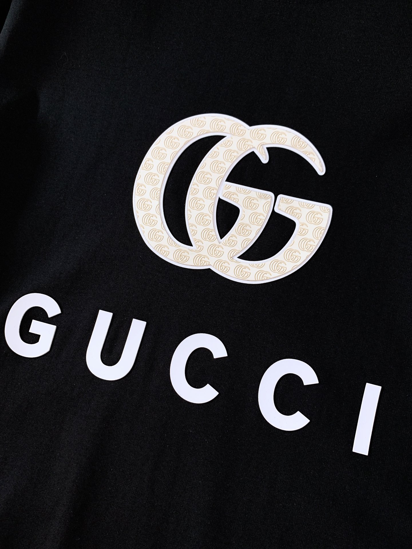 Gucci 古驰 2026SS春夏新品经典GG印花短袖奢牌人气基础款，解锁高阶日常穿搭。精选高克重纯棉材