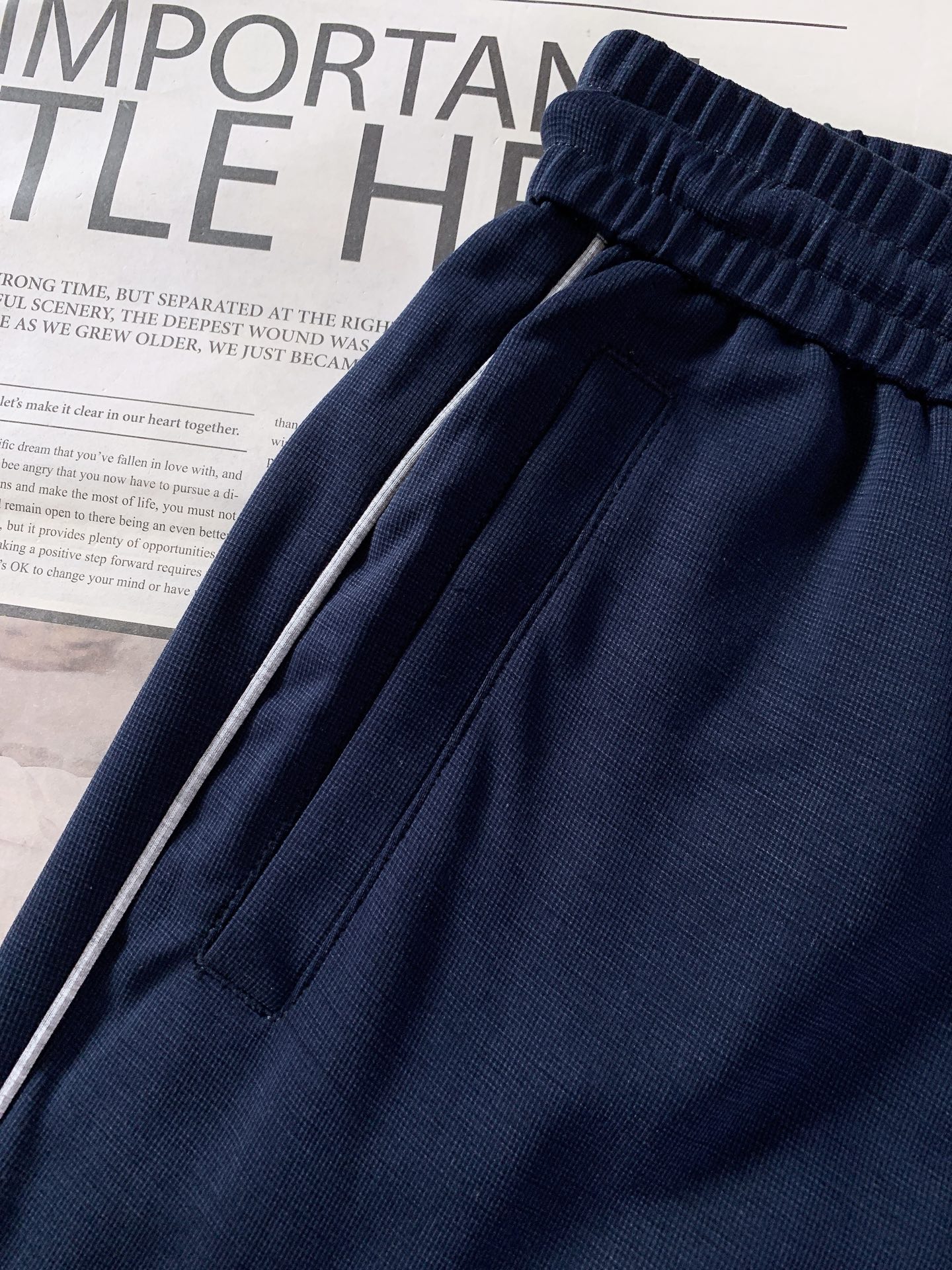 Brunello Cucinelli 布鲁奈罗.库奇内利 2026SS早春新品BC意式肌理休闲裤。高阶经