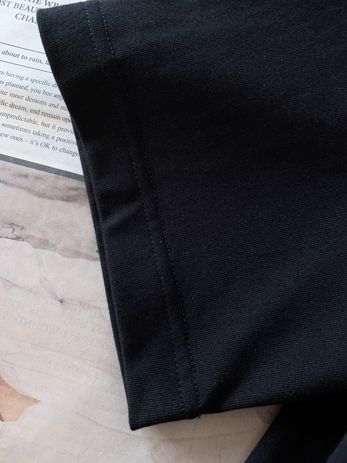 Fendi 芬迪 2026SS春夏新品经典小怪兽T恤，人气爆款持续出圈！高支纯棉透气舒适，夏日上身清爽无