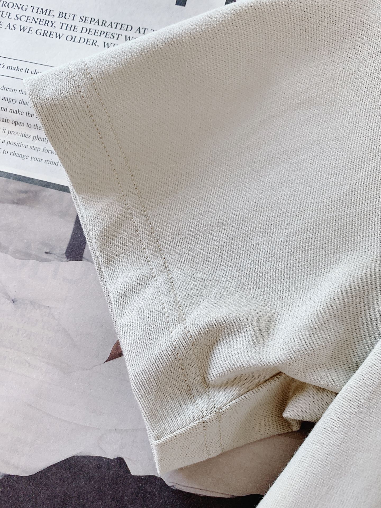 Fendi 芬迪 2026SS春夏新品经典小怪兽T恤，人气爆款持续出圈！高支纯棉透气舒适，夏日上身清爽无