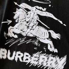 Burberry 巴宝莉 2026SS春夏新品限定战马涂鸦无袖背心🎽潮奢男士夏日刚需款重磅精梳纯棉打造, Burberry 巴宝莉 2026SS春夏新品限定战马涂鸦无袖背心🎽潮奢男士夏日刚需款重磅精梳纯棉打造,