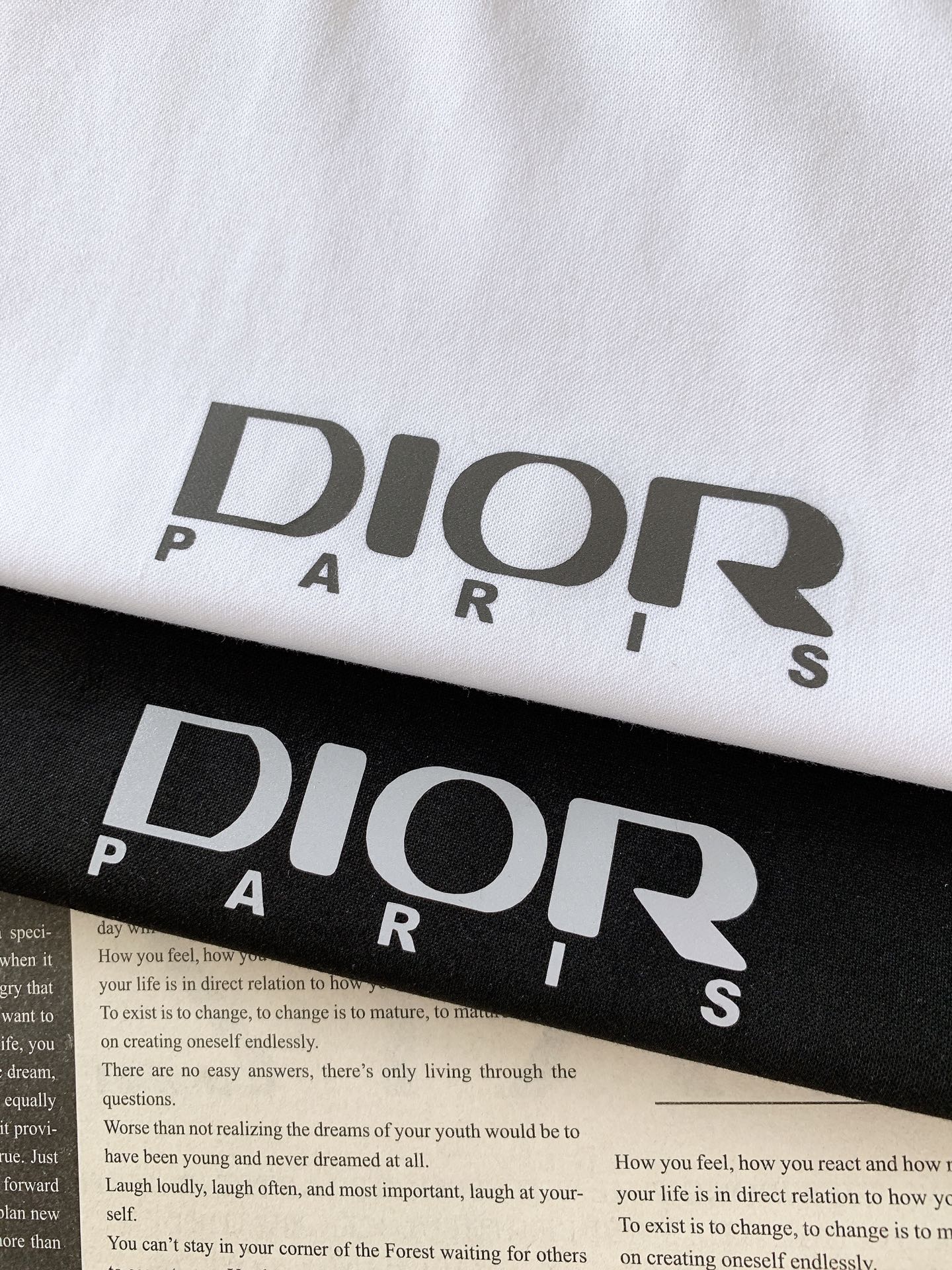 Dior Homme 迪奥·桀傲 2026SS春夏新品经典字母印花短袖T恤👕高支丝光棉面料，软糯挺括，上