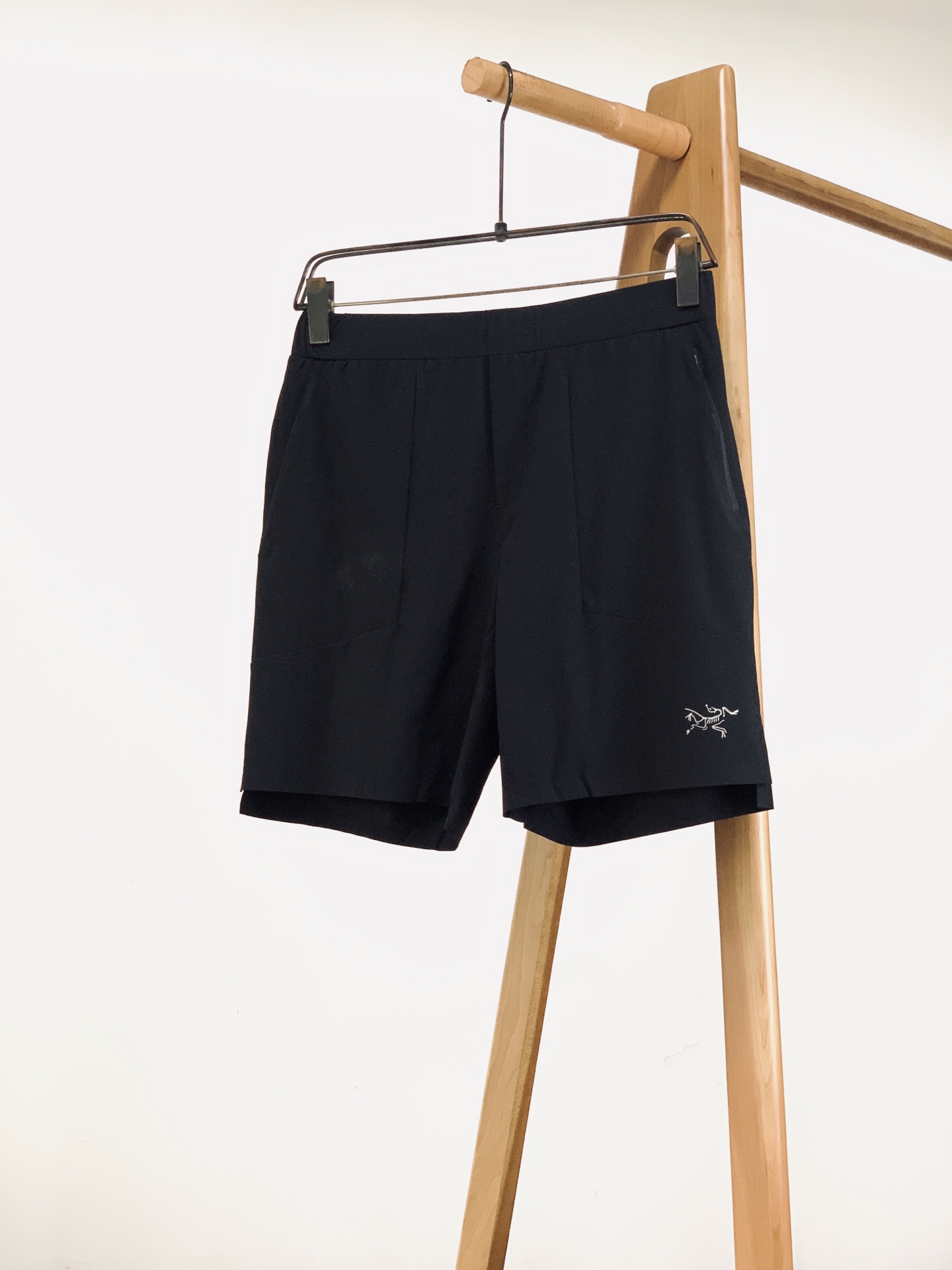 ARCTERYX 始祖鸟 2026SS春夏新品蜂窝透气速干短裤🩳夏日男士全能神裤甄选蜂窝珠地速干面料，满