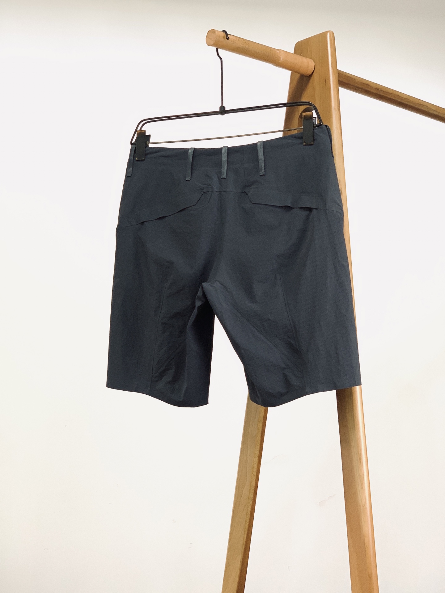 ARCTERYX 始祖鸟 2026SS春夏新品轻商务户外机能五分短裤🩳专为夏日打造的全能型短裤，把户外硬