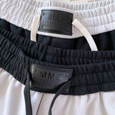 Maison Margiela MM6 马丁马吉拉 2026SS春夏新品撞色腰重磅休闲短裤🩳小众高街松弛 Maison Margiela MM6 马丁马吉拉 2026SS春夏新品撞色腰重磅休闲短裤🩳小众高街松弛