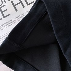 Maison Margiela MM6 马丁马吉拉 2026SS春夏新品撞色腰数字刺绣短裤,高克重空气层 Maison Margiela MM6 马丁马吉拉 2026SS春夏新品撞色腰数字刺绣短裤,高克重空气层