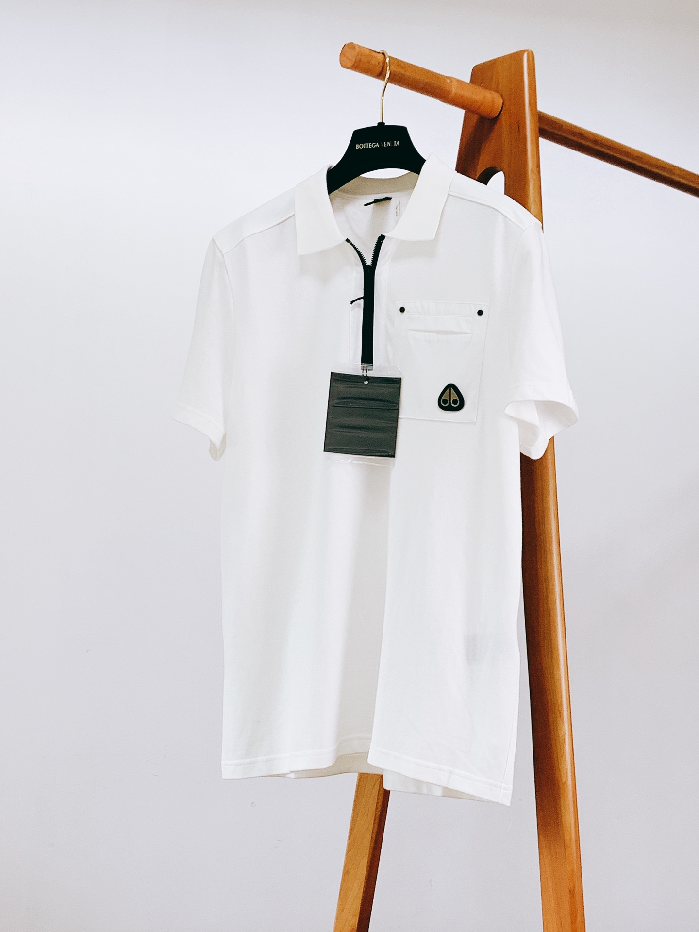 MOOSE KNUCKLES 剪刀✂️ 2026SS春夏新品半拉链机能Polo👕采用珠地网眼棉与机能面料