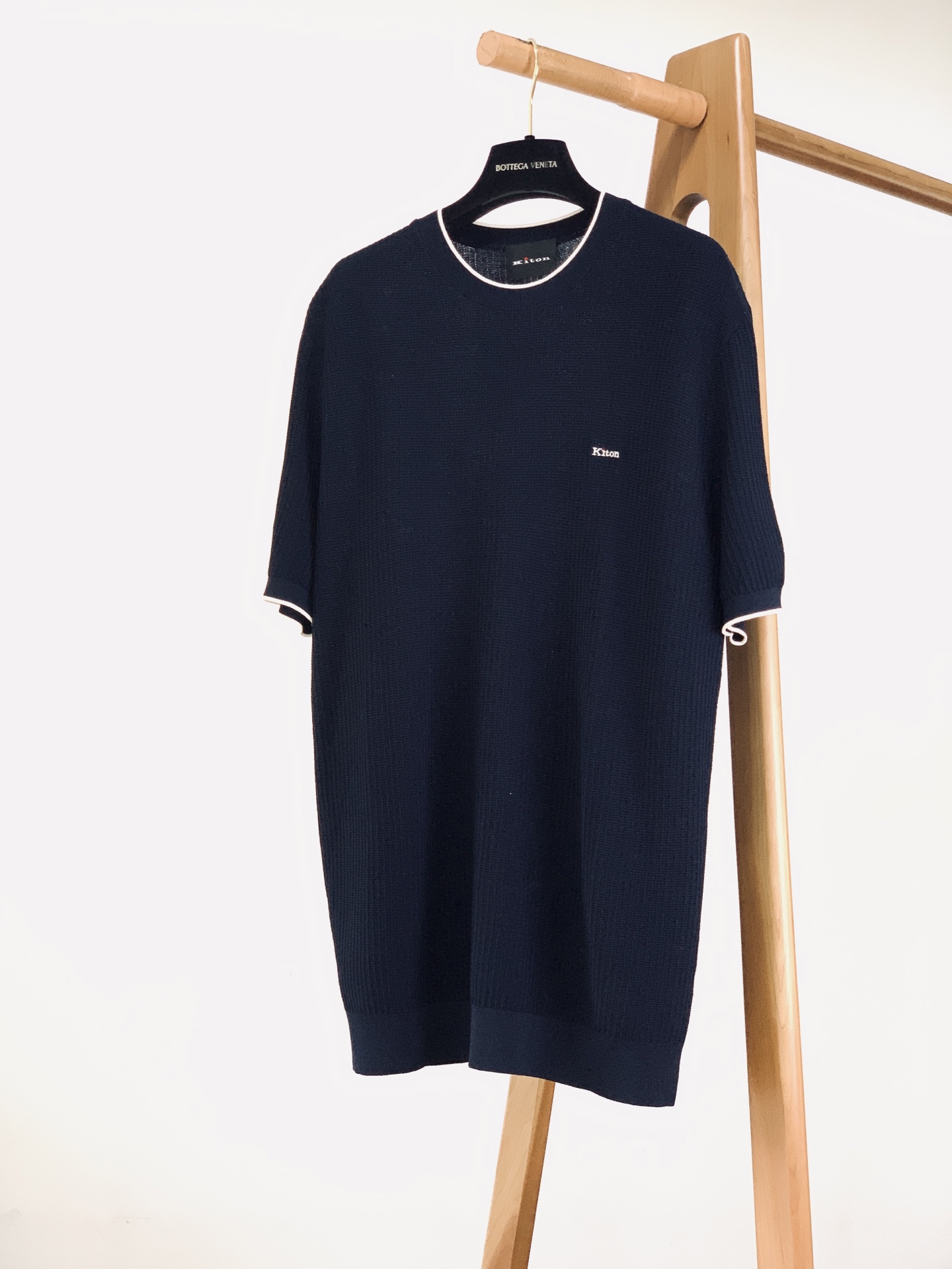 Kiton 奇顿 2026SS春夏新品那不勒斯顶奢镂空针织短袖👕源自意大利那不勒斯工坊的匠心单品，采用品