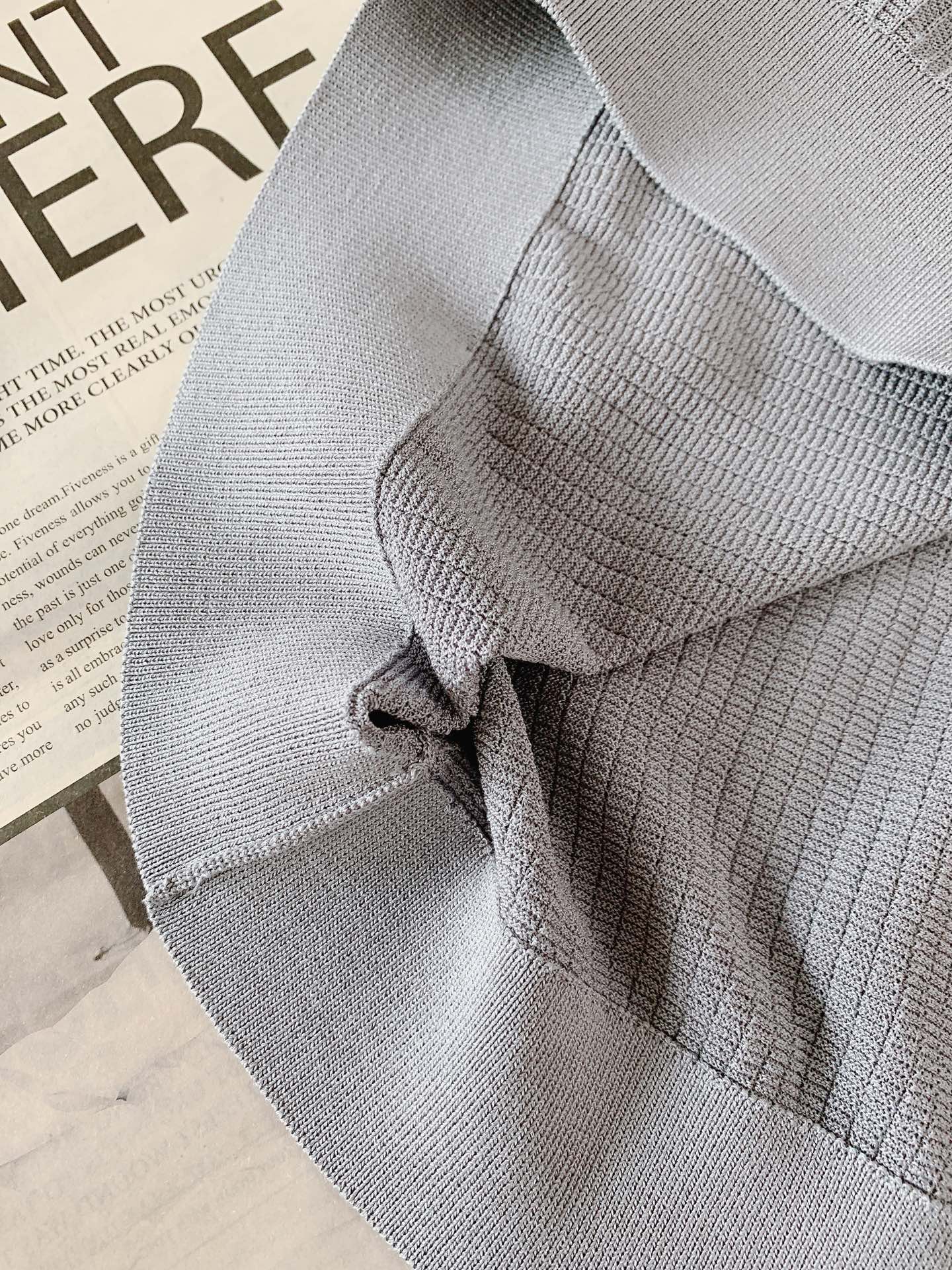 Kiton 奇顿 2026SS春夏新品那不勒斯顶奢镂空针织短袖👕源自意大利那不勒斯工坊的匠心单品，采用品