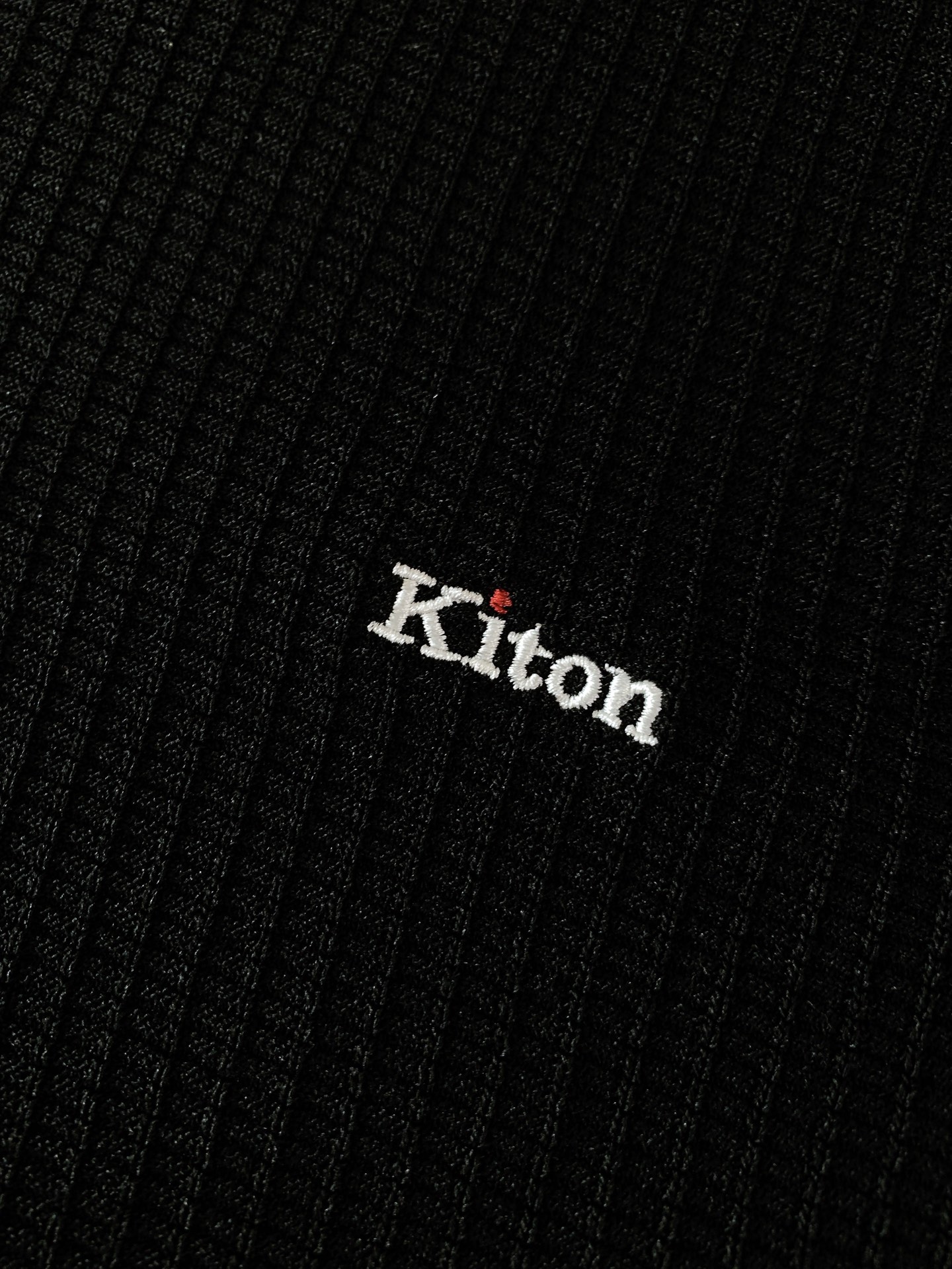 Kiton 奇顿 2026SS春夏新品那不勒斯顶奢镂空针织短袖👕源自意大利那不勒斯工坊的匠心单品，采用品