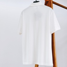 Prada 普拉达 2026SS春夏新品经典红标硅胶Polo衫👕甄选高支珠地网眼棉打造,蜂窝状肌理透气排 Prada 普拉达 2026SS春夏新品经典红标硅胶Polo衫👕甄选高支珠地网眼棉打造,蜂窝状肌理透气排