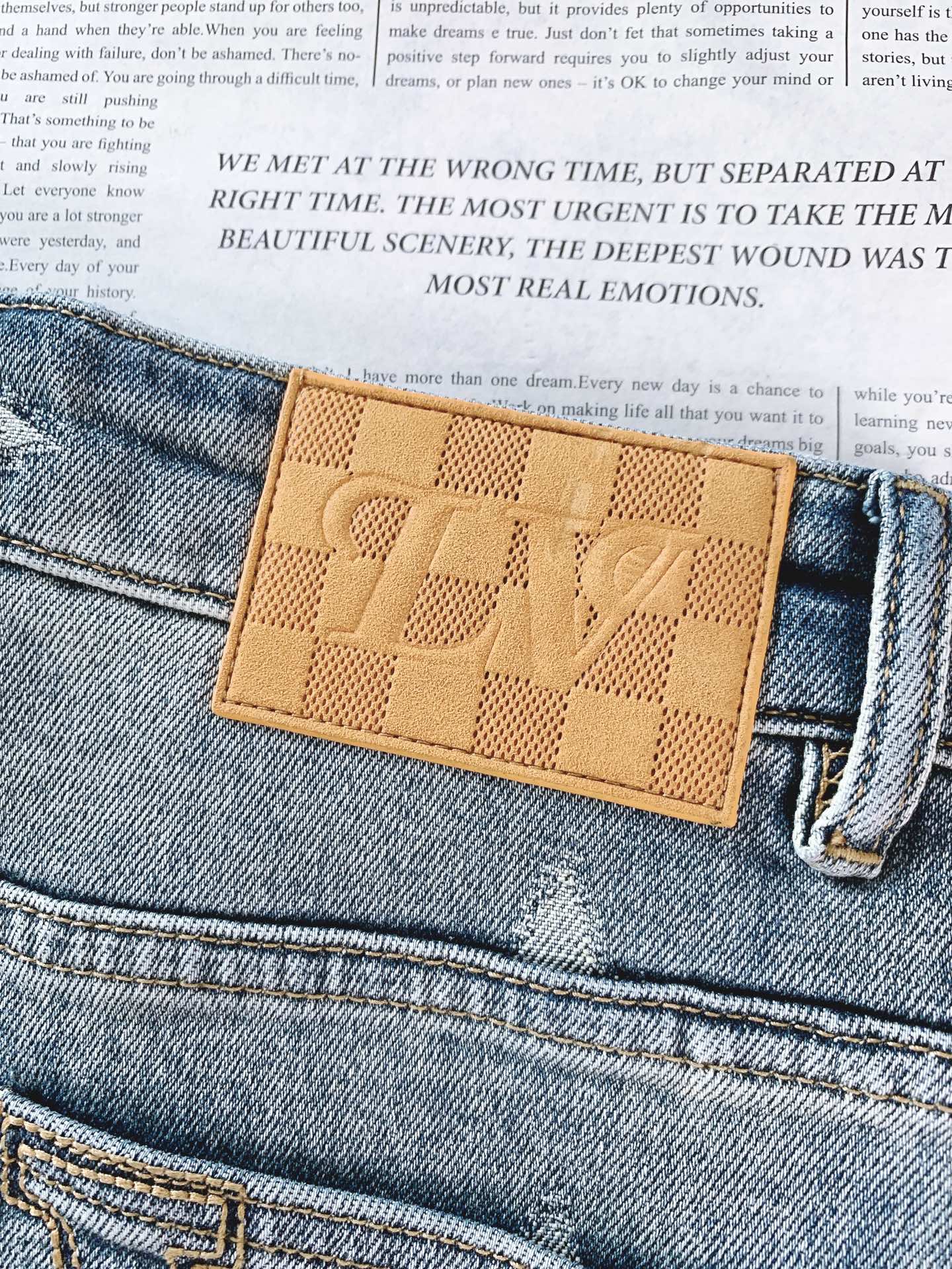LouisVuitton 路易威登 2026SS春夏新品Monogram提花牛仔短裤🩳高支重磅牛仔布料，