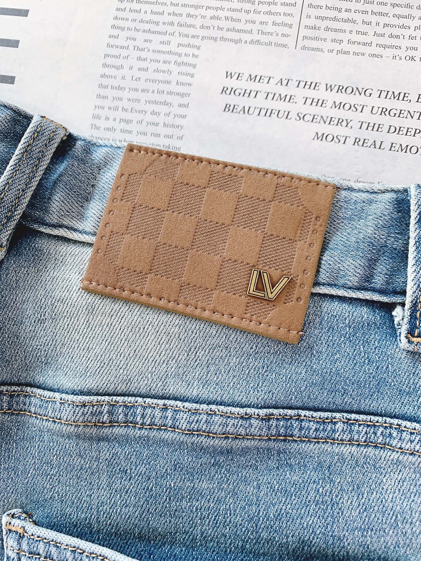 LouisVuitton 路易威登 2026SS春夏新品彩色Monogram刺绣牛仔短裤🩳高支重磅牛仔布