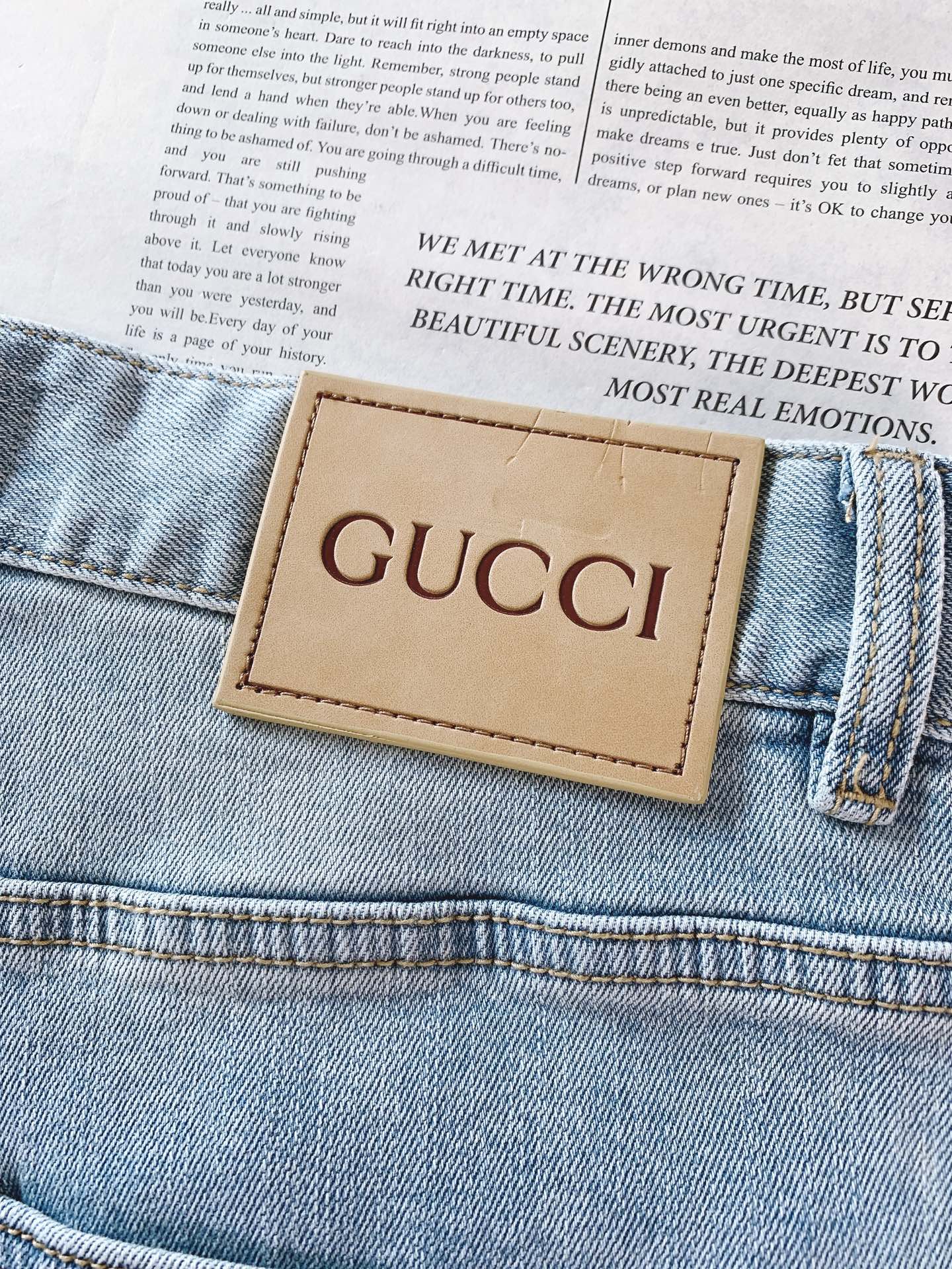 Gucci 古驰 1921刺绣直筒牛仔裤👖高支重磅牛仔面料，水洗做旧质感出众微弹面料舒适不束缚，耐磨耐穿