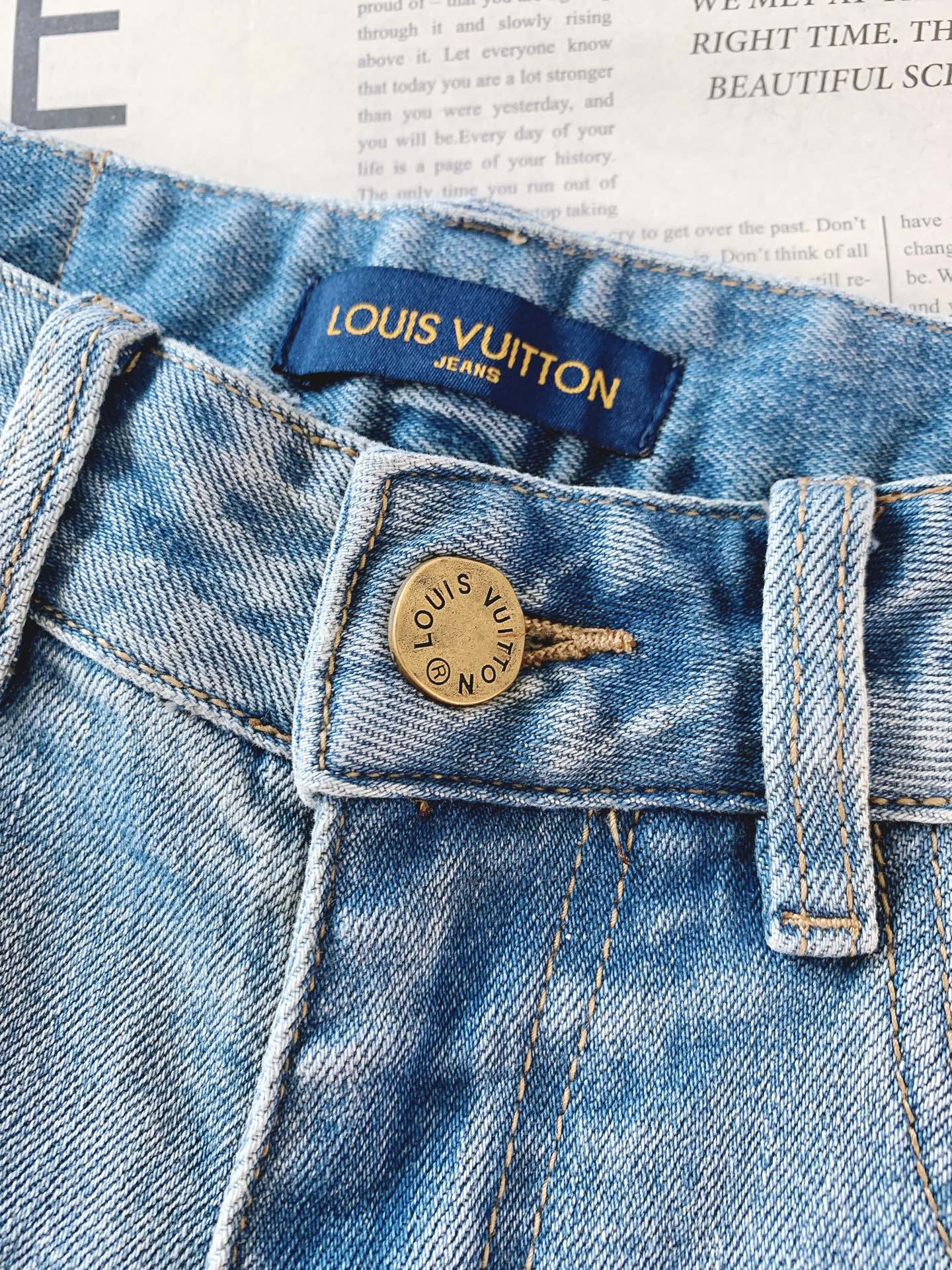 LouisVuitton 路易威登 破洞刺绣直筒牛仔裤👖重磅水洗牛仔面料｜石洗工艺+抗皱不易变形定制金属
