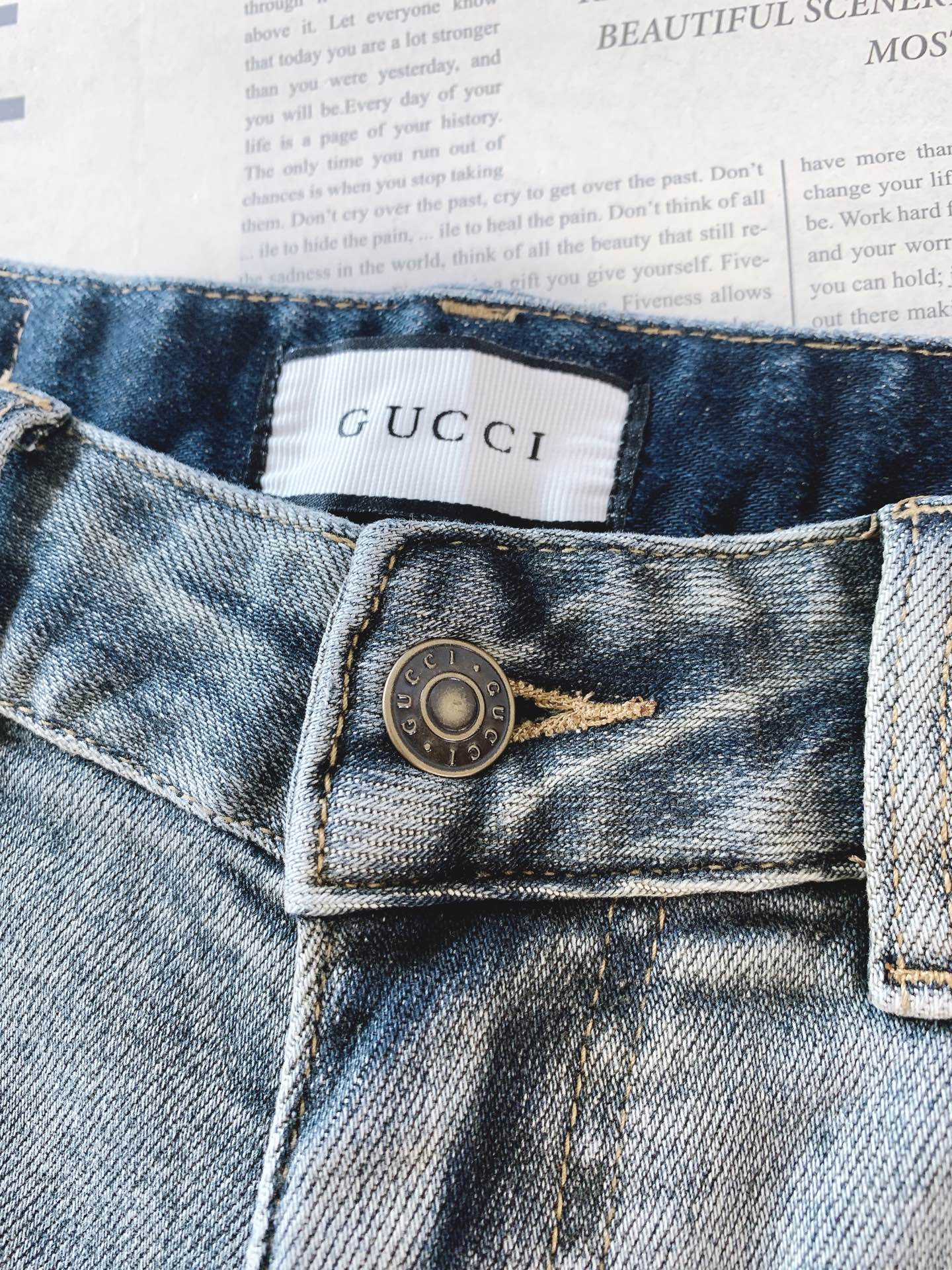 Gucci 古驰 2026SS春夏新品佩斯利印花牛仔短裤🩳高支重磅牛仔布料，复古渐变蓝做旧质感出众微弹面