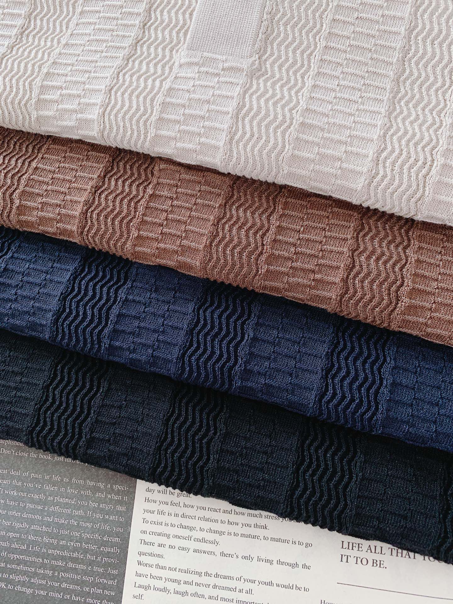 LoroPiana L.P SS春夏新品 意式肌理提花针织Polo衫超细冰丝针织面料｜自带冰凉体感方格波