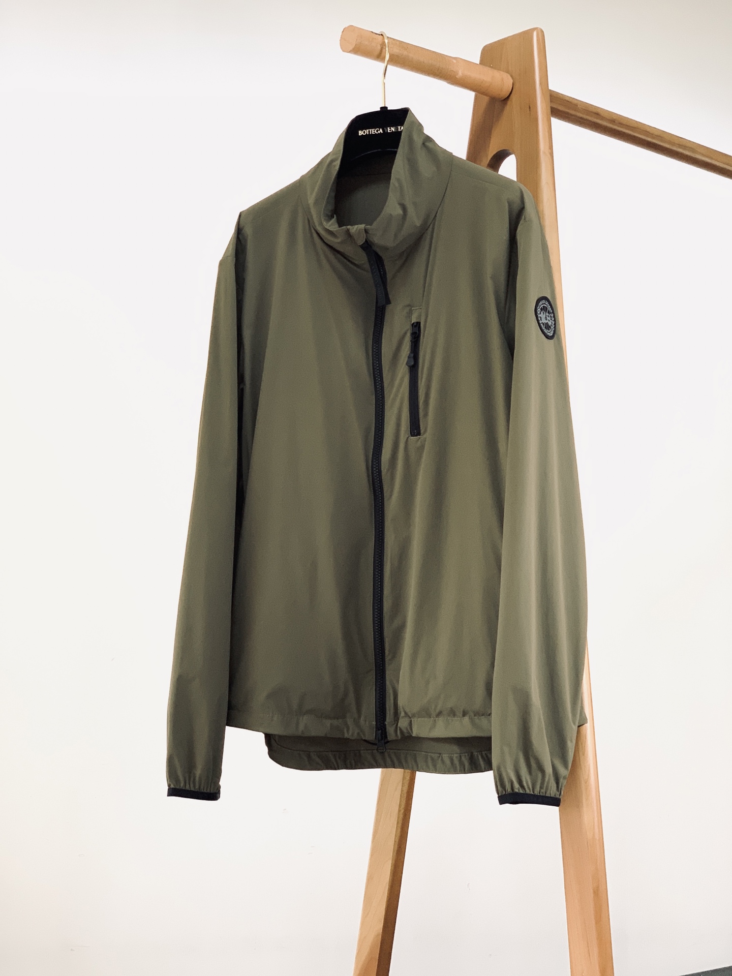 Canada Goose 加拿大鹅 Lodge立领夹克外套皮肤衣 演绎休闲都市造型.经典设计轻松裁剪版型