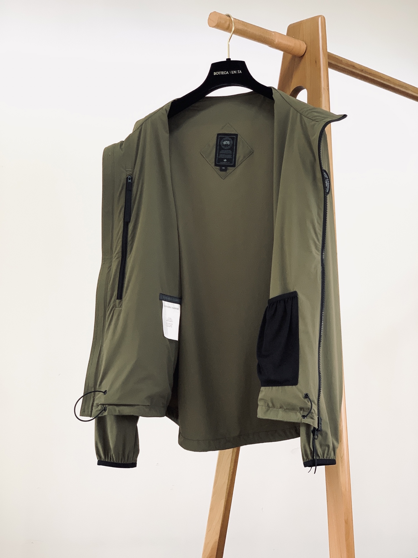 Canada Goose 加拿大鹅 Lodge立领夹克外套皮肤衣 演绎休闲都市造型.经典设计轻松裁剪版型