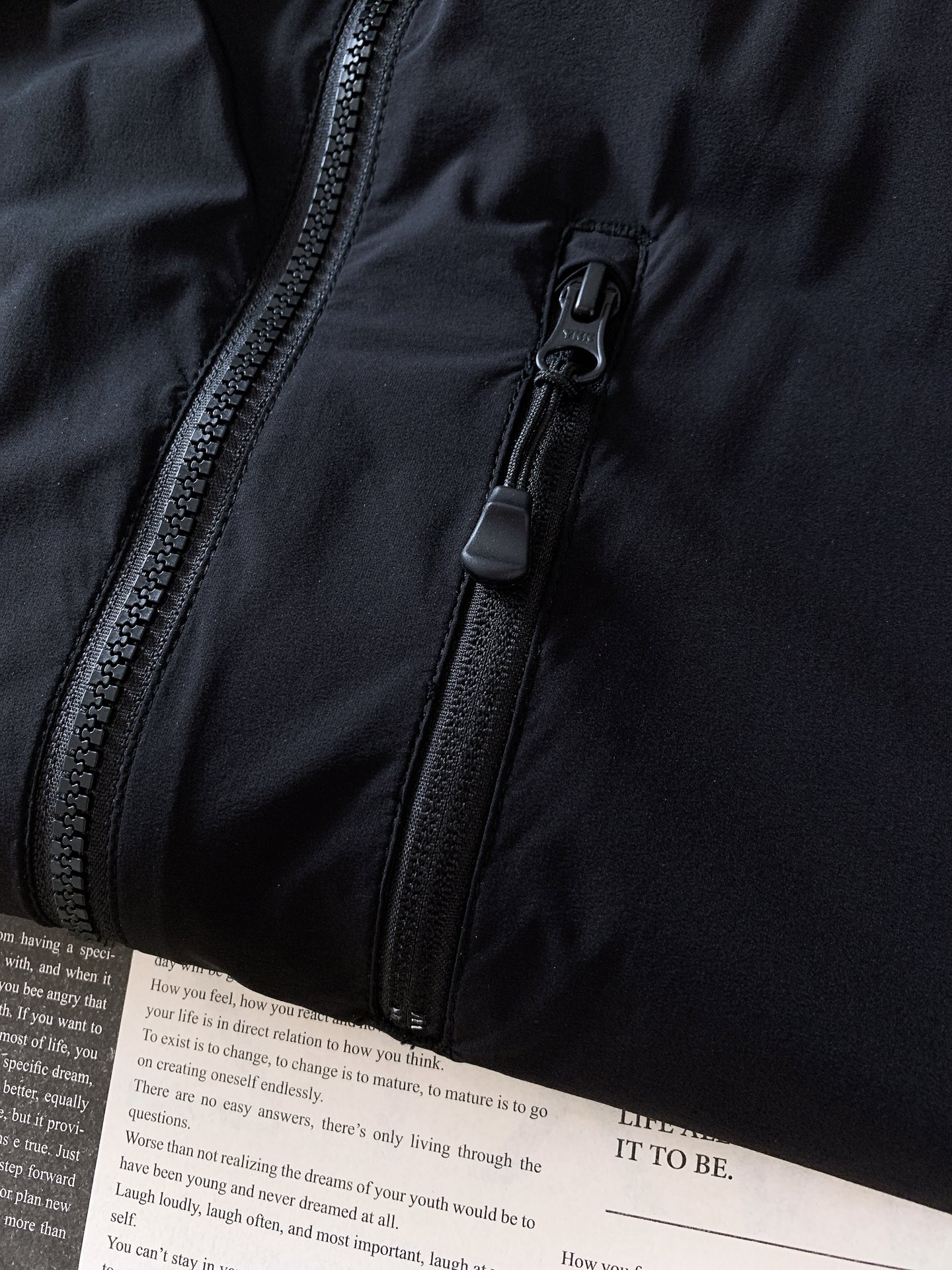 Canada Goose 加拿大鹅 Lodge立领夹克外套皮肤衣 演绎休闲都市造型.经典设计轻松裁剪版型