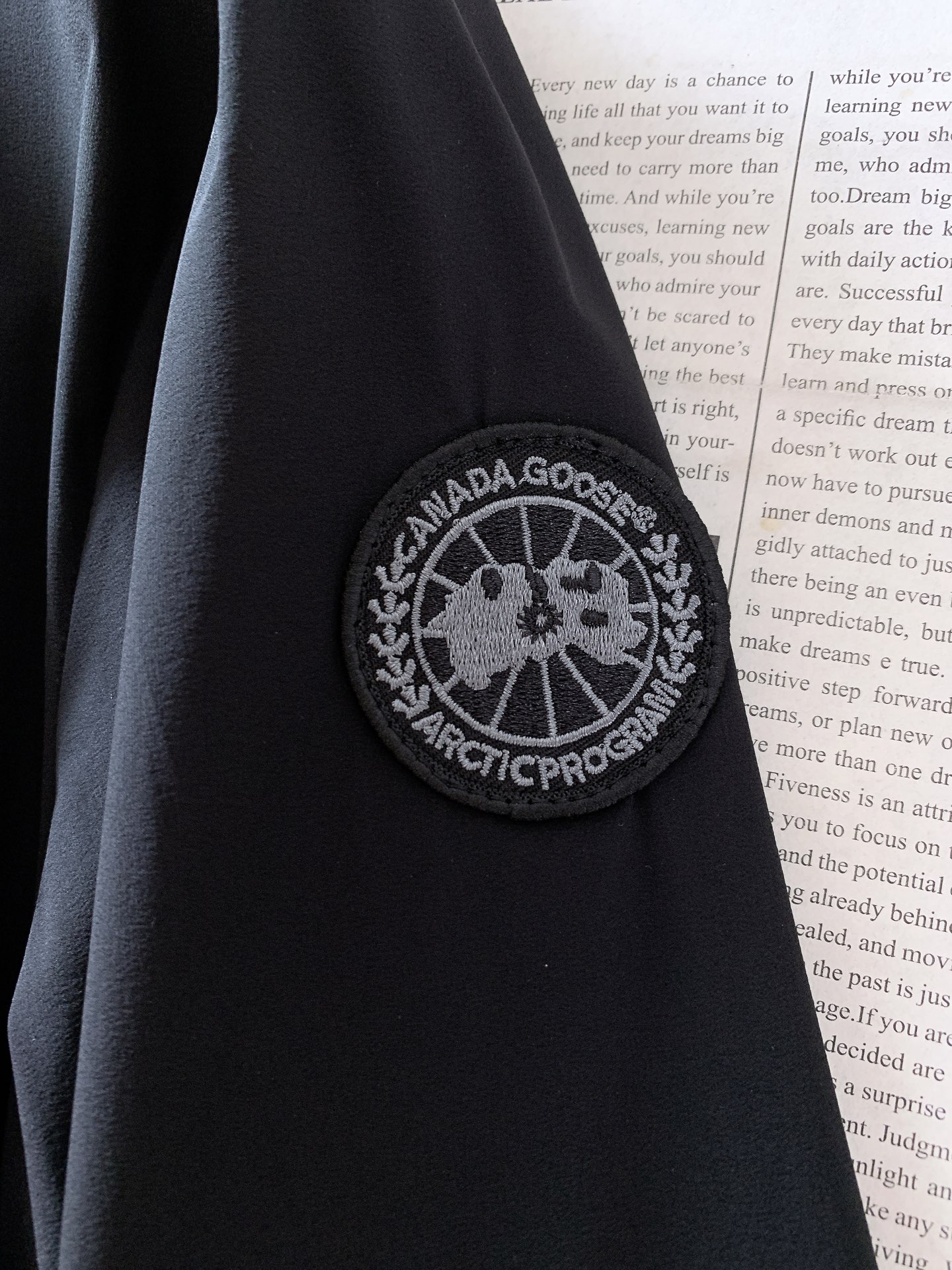 Canada Goose 加拿大鹅 Lodge立领夹克外套皮肤衣 演绎休闲都市造型.经典设计轻松裁剪版型