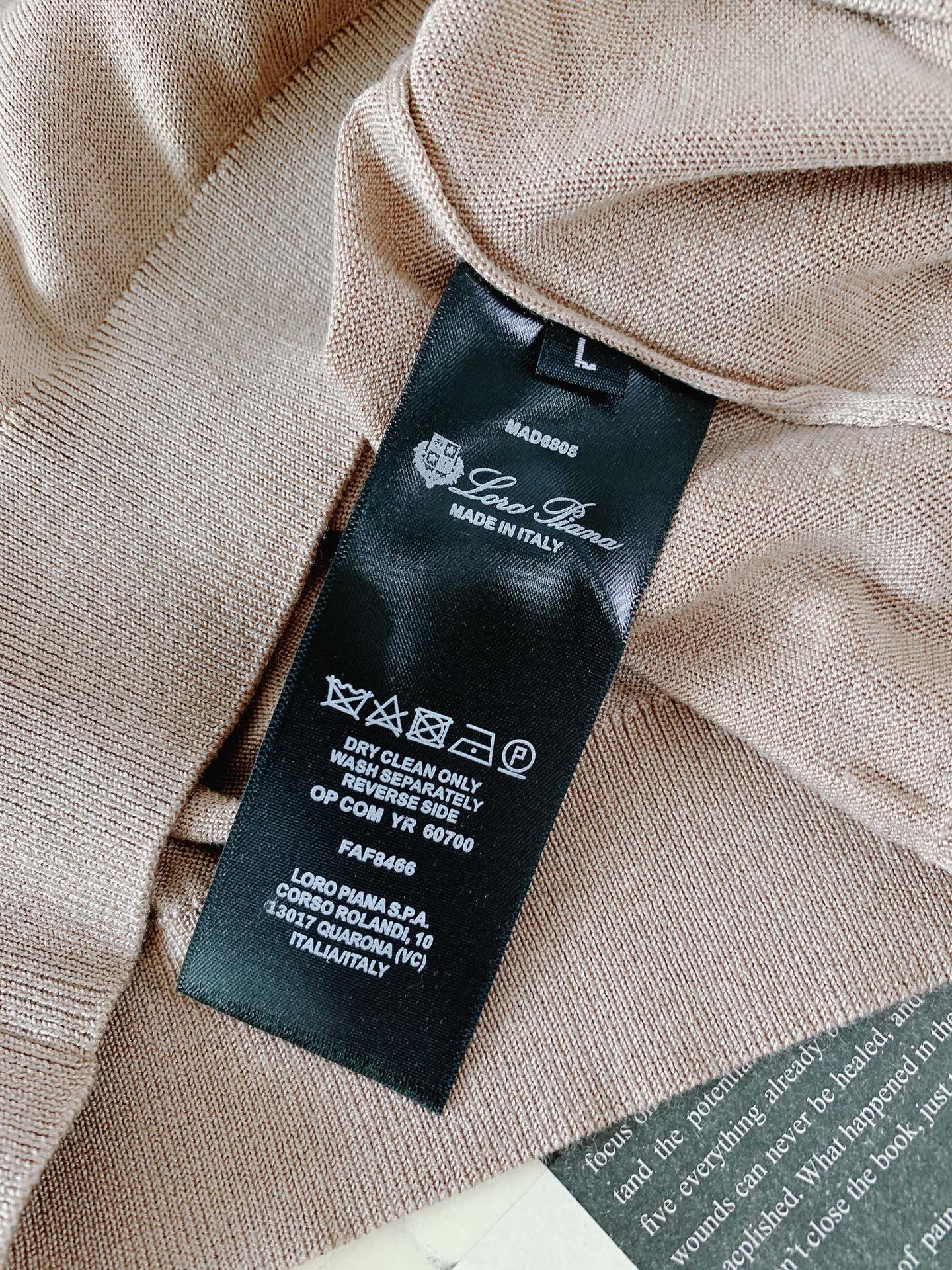 LoroPiana L.P SS春夏新品 Loro Piana翻领针织短袖材质 桑蚕丝混纺尺寸	M	  