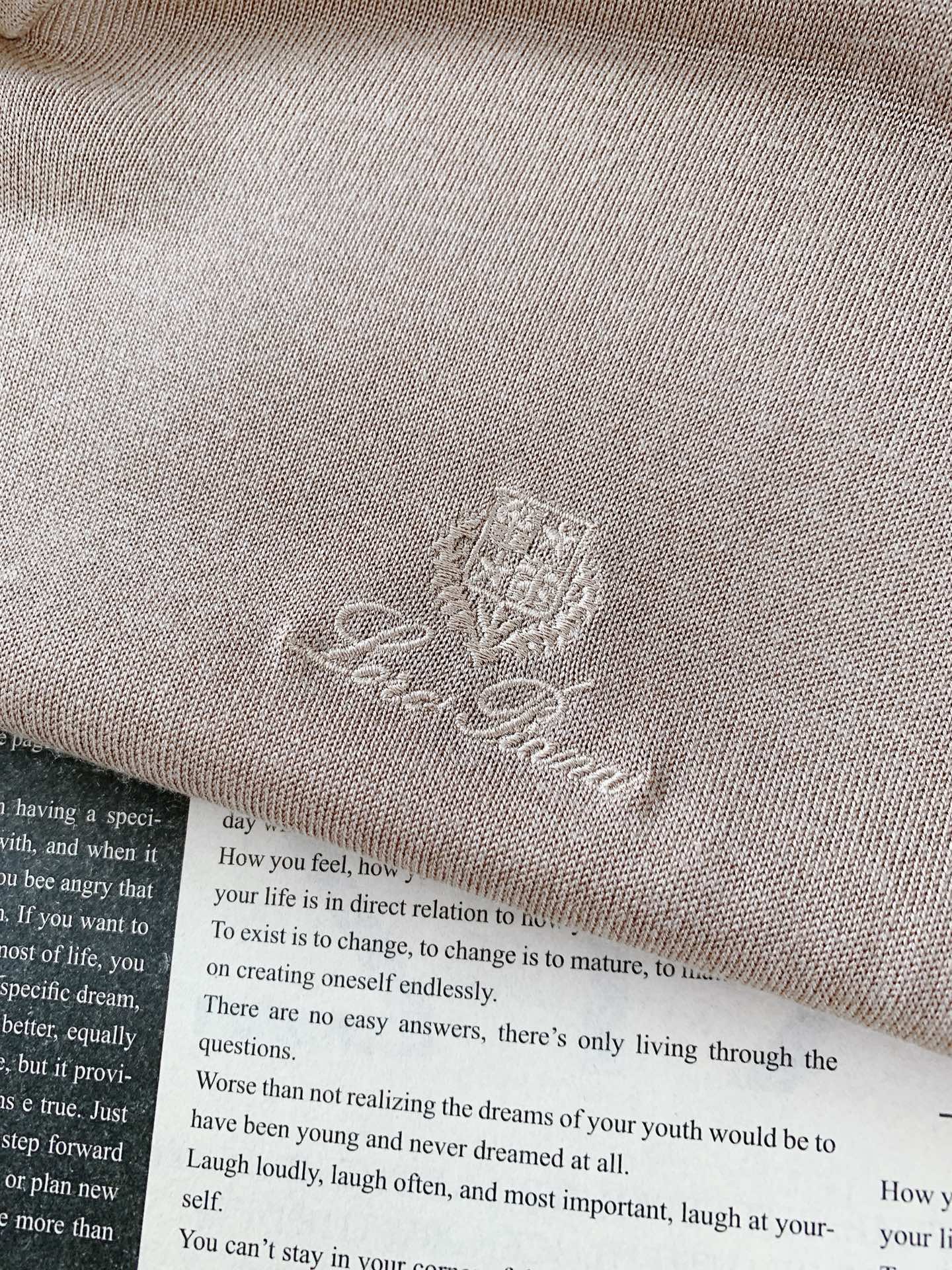 LoroPiana L.P SS春夏新品 Loro Piana翻领针织短袖材质 桑蚕丝混纺尺寸	M	  