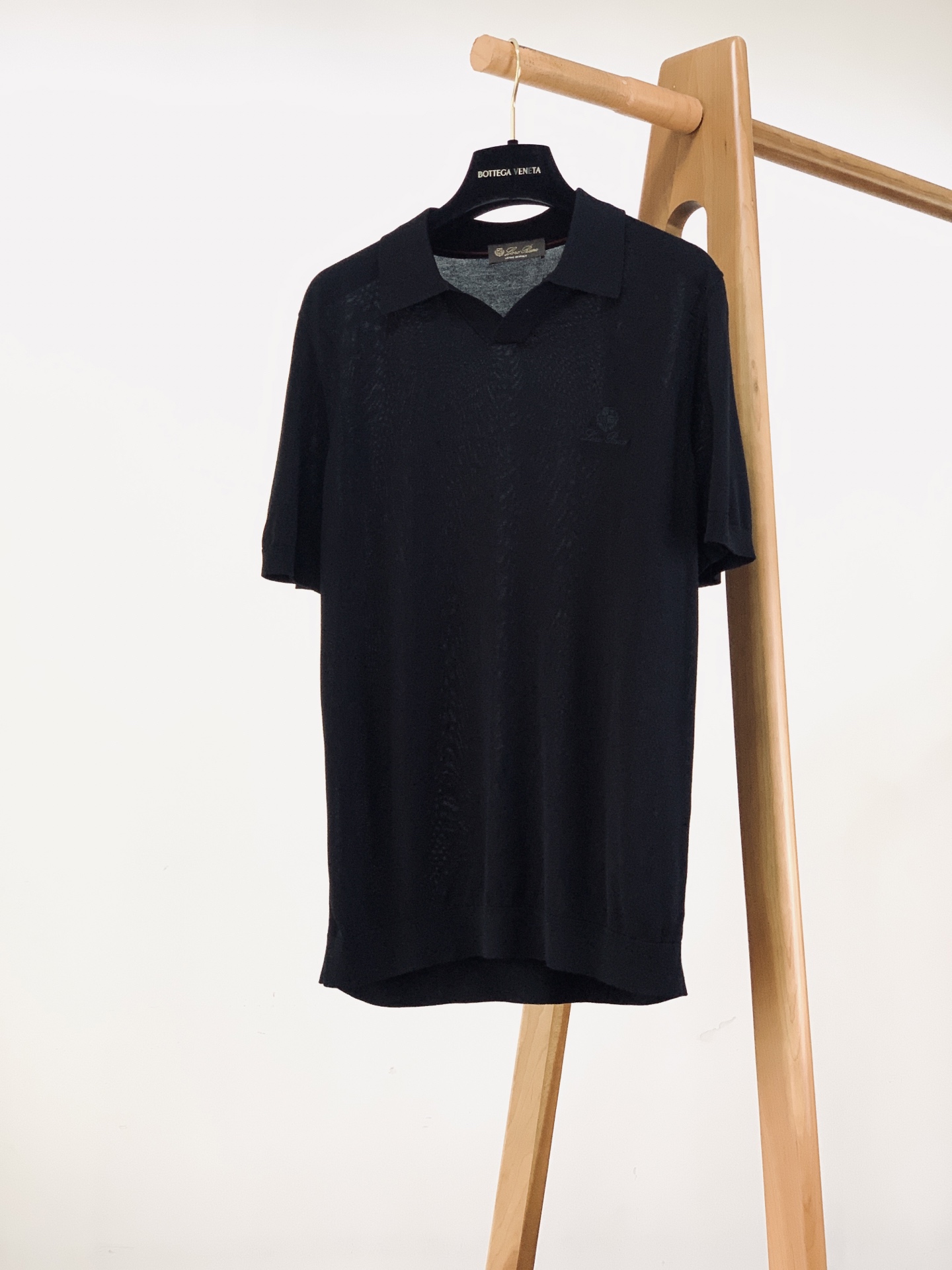 LoroPiana L.P SS春夏新品 Loro Piana翻领针织短袖材质 桑蚕丝混纺尺寸	M	  