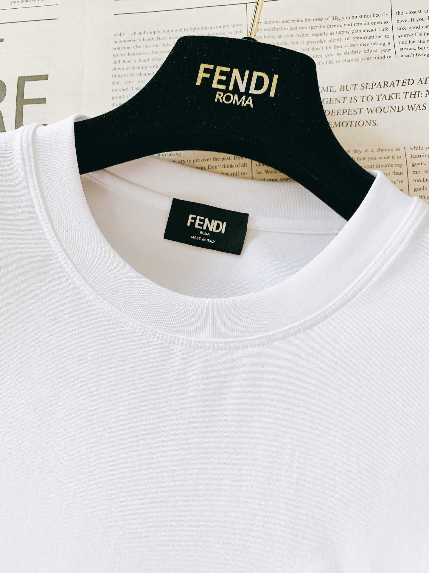 Fendi 芬迪 2026SS春夏新品小怪兽系列刺绣T恤高支长绒精梳棉｜220g重磅质感经典黄眼刺绣标识