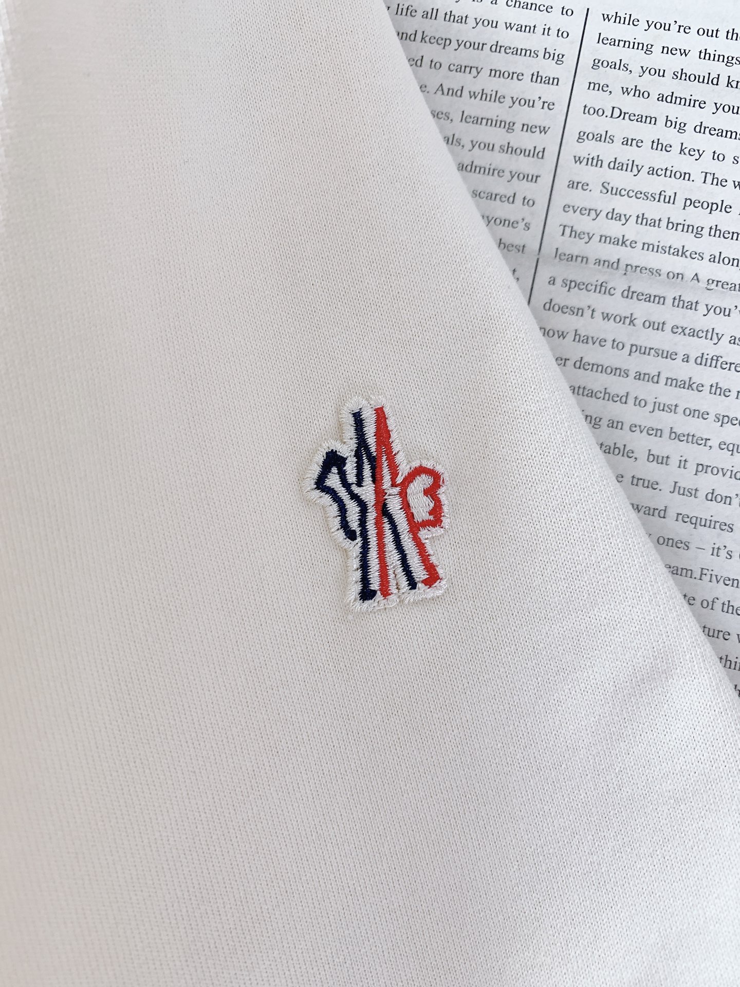 Moncler 蒙口 2026SS春夏新品Archive系列撞色领刺绣T恤双股精梳棉面料｜230g重磅质