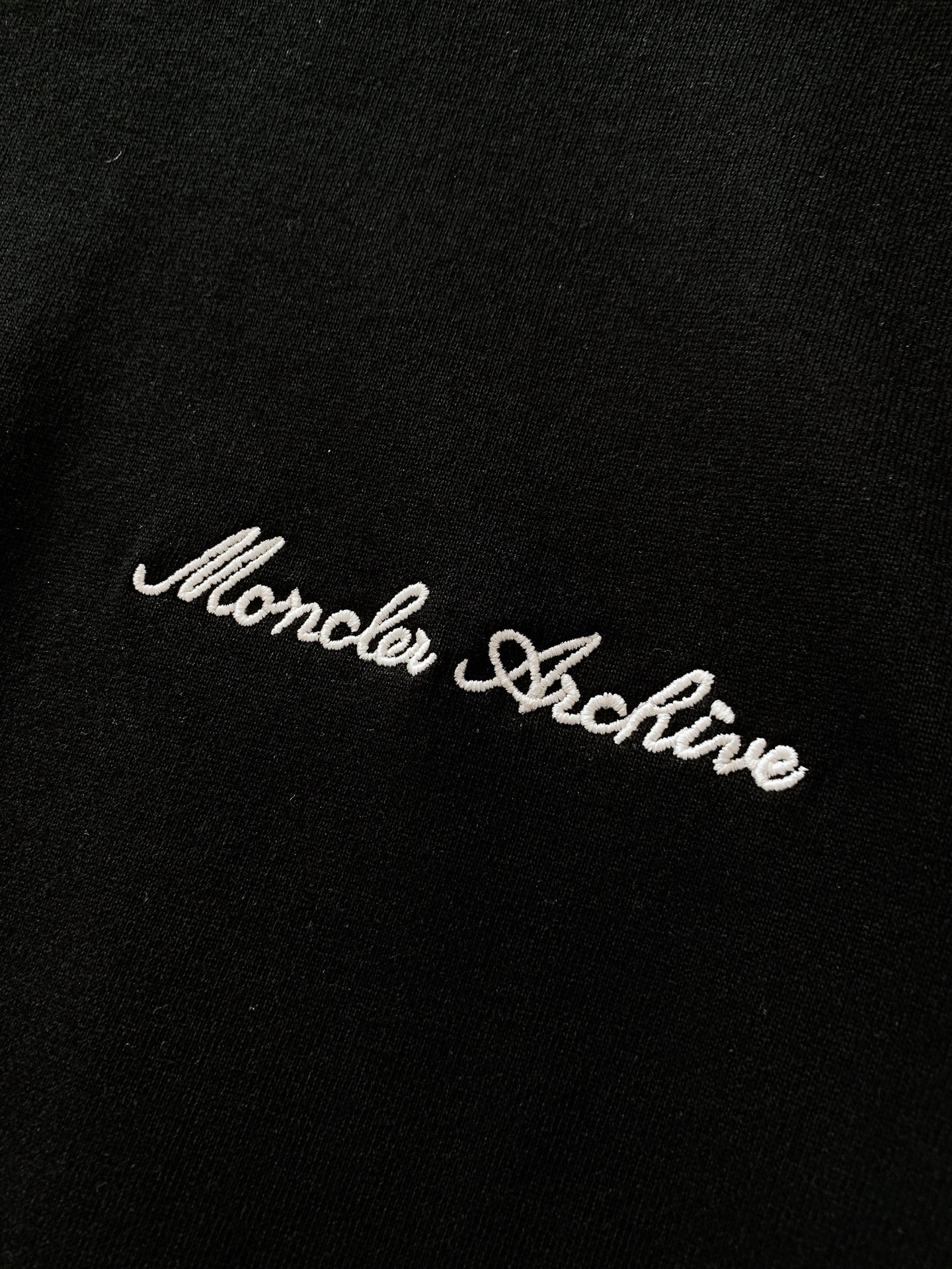 Moncler 蒙口 2026SS春夏新品Archive系列撞色领刺绣T恤双股精梳棉面料｜230g重磅质