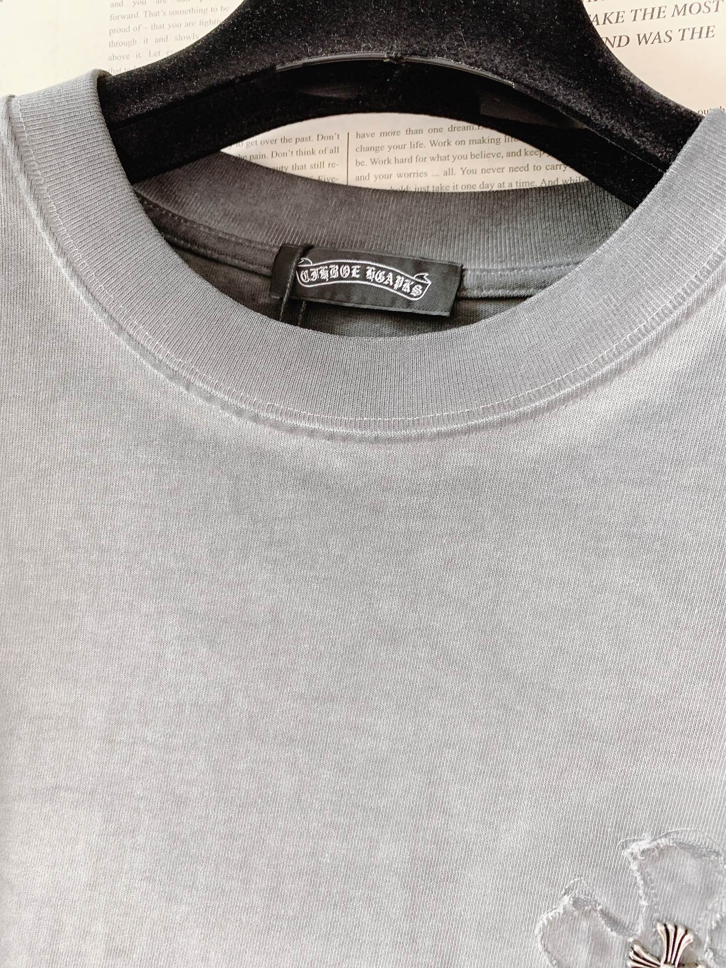 Chrome Hearts 克罗心 2026SS春夏新品 做旧渐变金属十字架T恤280g重磅双股精梳棉｜