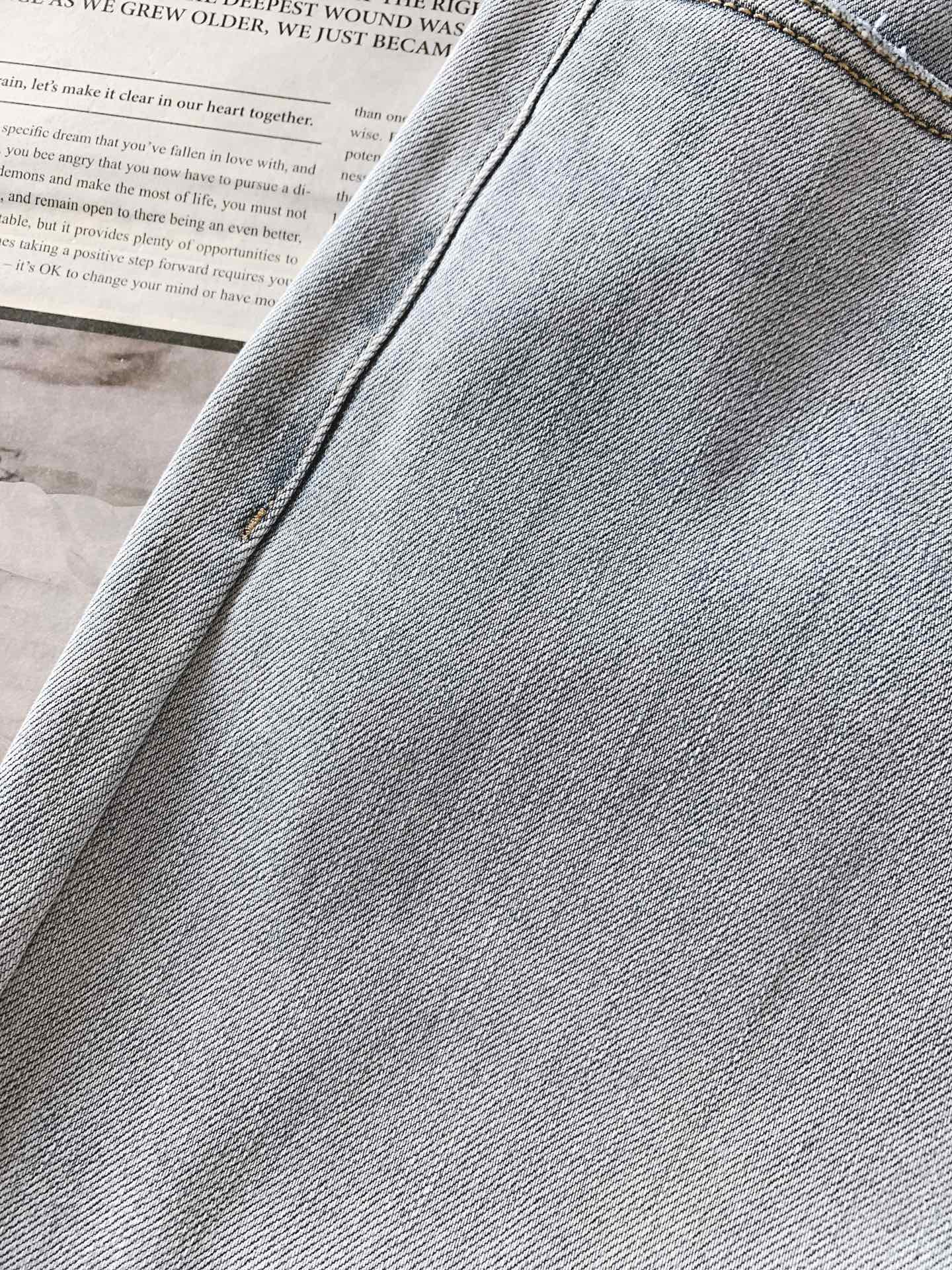 Dior Homme 迪奥·桀傲 2026SS春夏新品 绝美的浅色洗水。夏季柜台cd 26款涂鸦设计牛仔