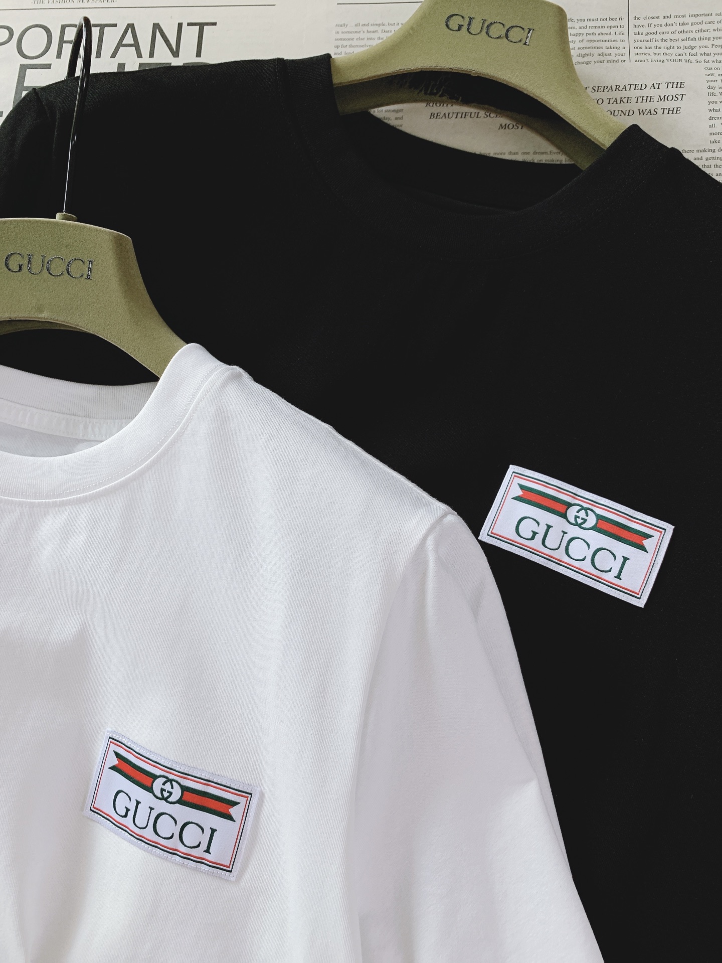 Gucci 古驰 2026SS春夏新品 经典贴布标识短袖👕高支精梳棉面料软糯透气，垂坠感绝了，上身亲肤不