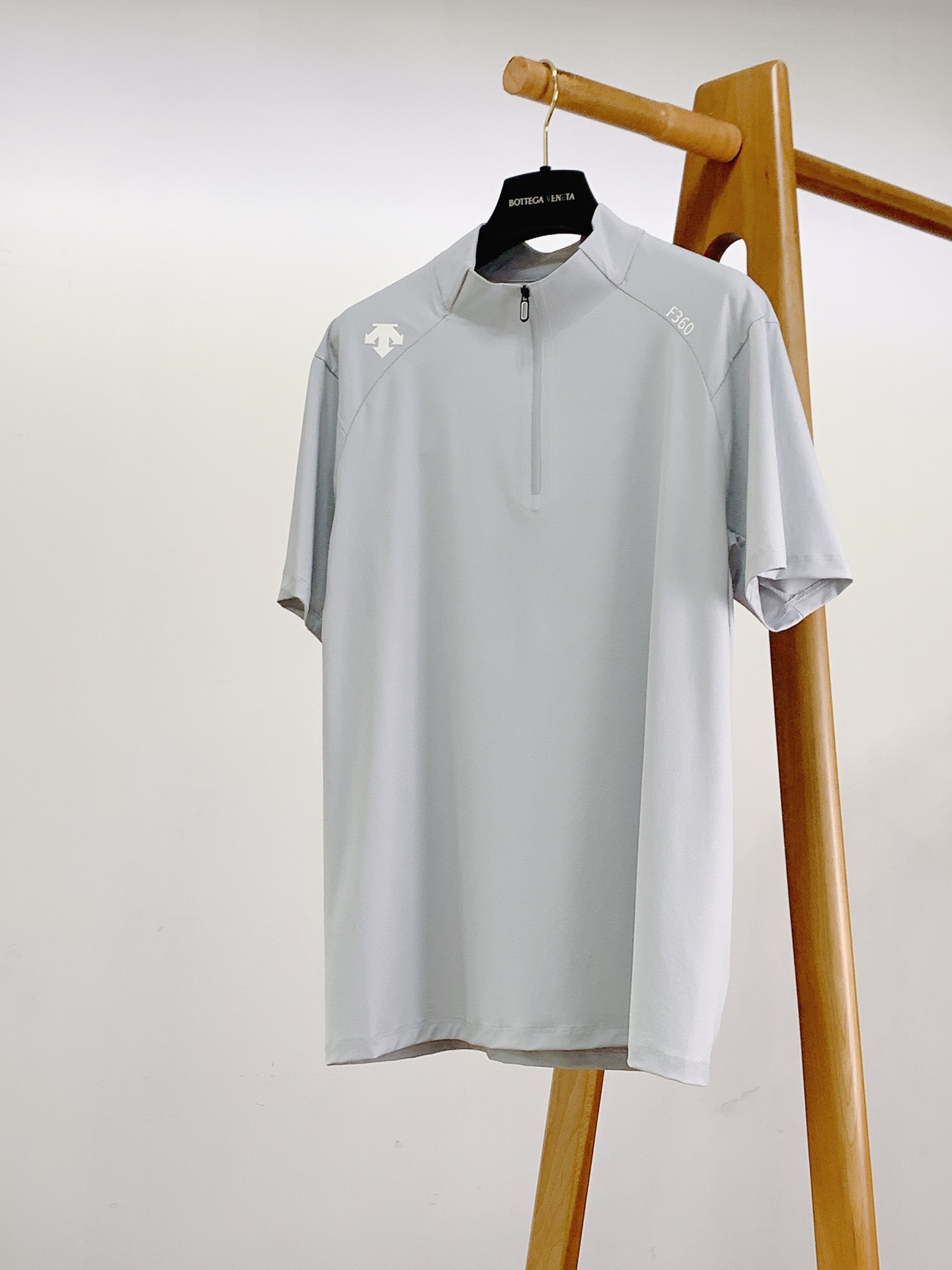 DESCENTE 迪桑特 2026SS春夏新品 F360系列半拉链速干T恤👕专业运动面料，顺滑透气还速干