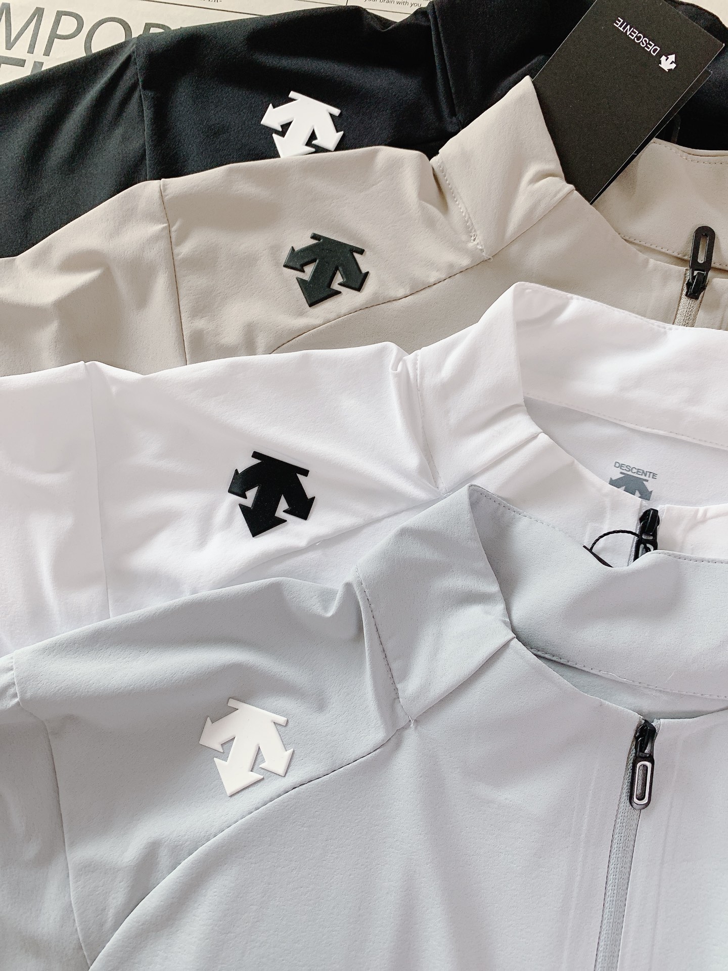 DESCENTE 迪桑特 2026SS春夏新品 F360系列半拉链速干T恤👕专业运动面料，顺滑透气还速干