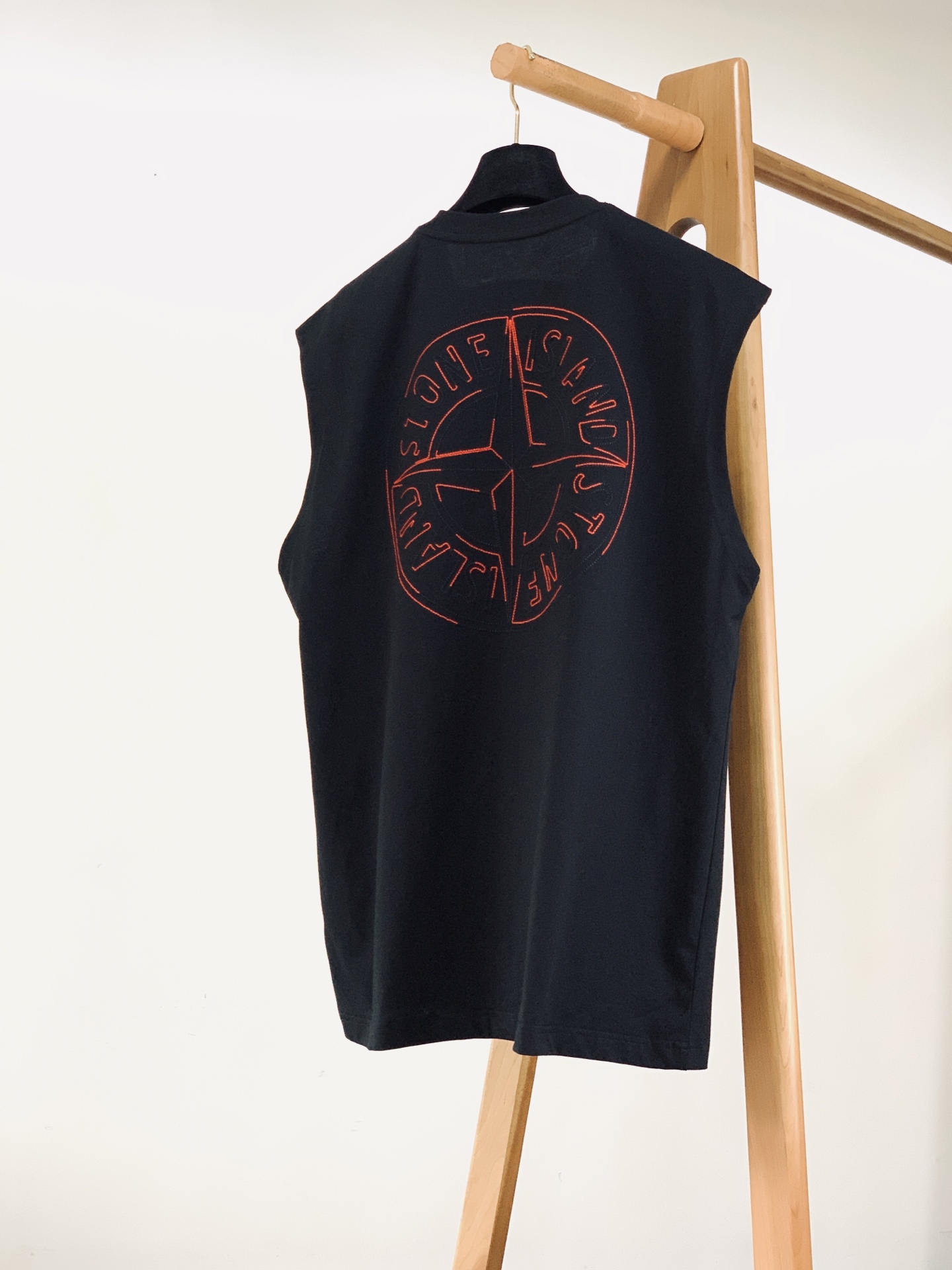 Stone Island 石头岛 2026SS春夏新品 双标刺绣无袖背心🎽定制重磅新疆长绒棉面料，软糯透