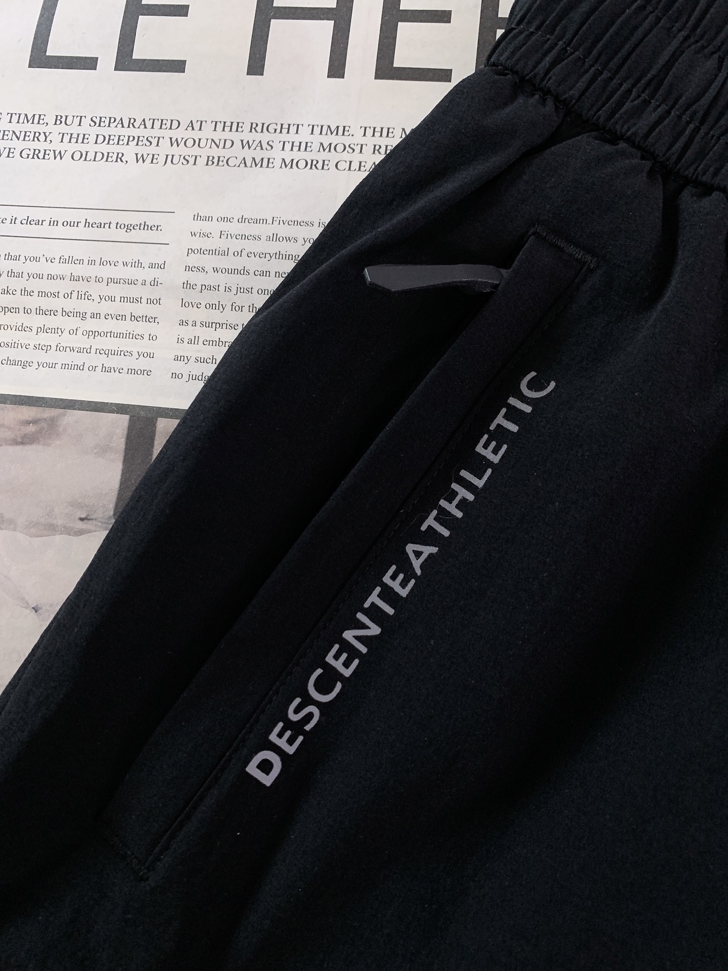 DESCENTE 迪桑特 2026SS春夏新品 轻量速干运动短裤🩳专业级速干面料，轻盈透气还防泼，日常打