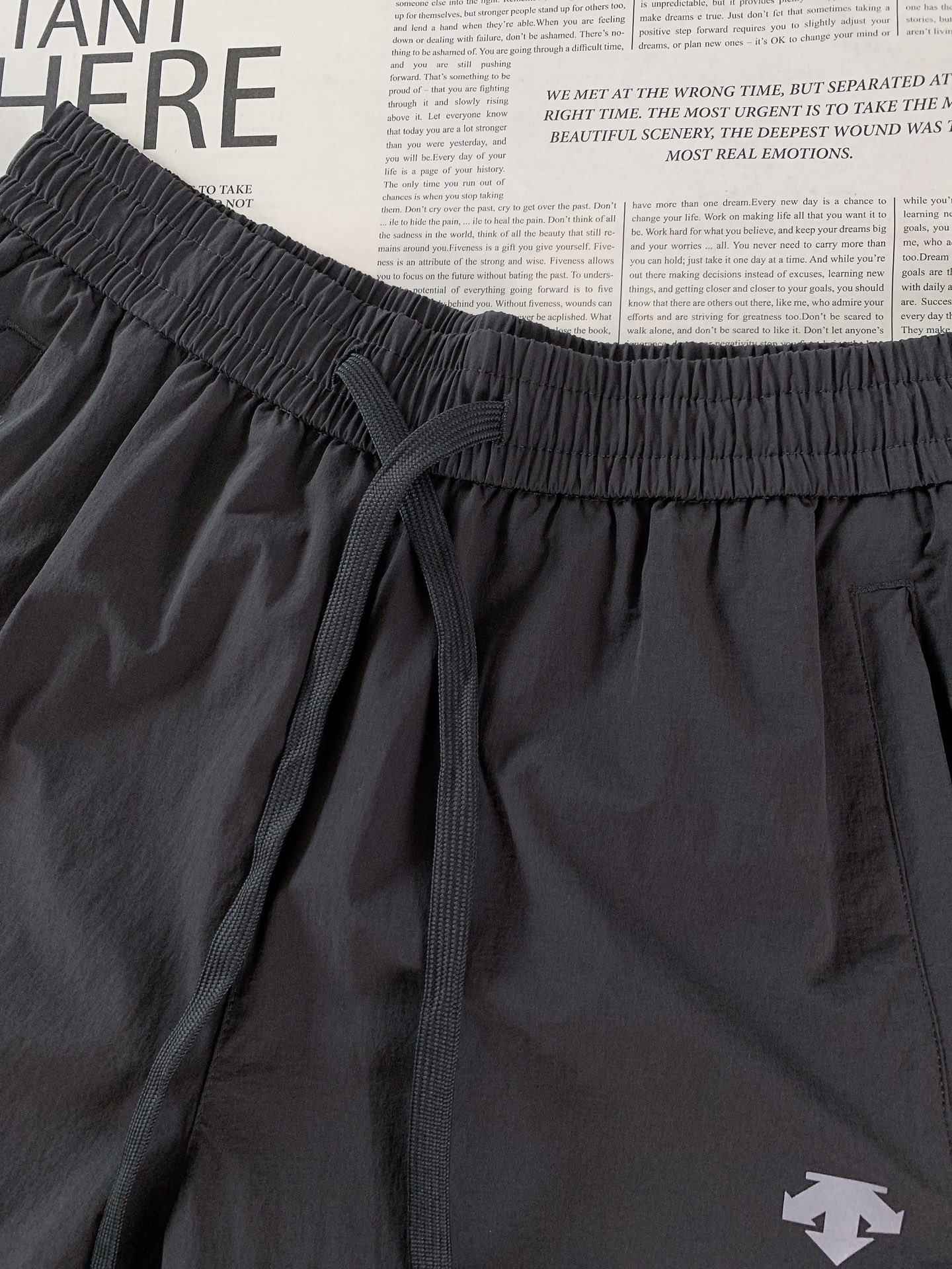 DESCENTE 迪桑特 2026SS春夏新品 轻量速干运动短裤🩳专业级速干面料，轻盈透气还防泼，日常打