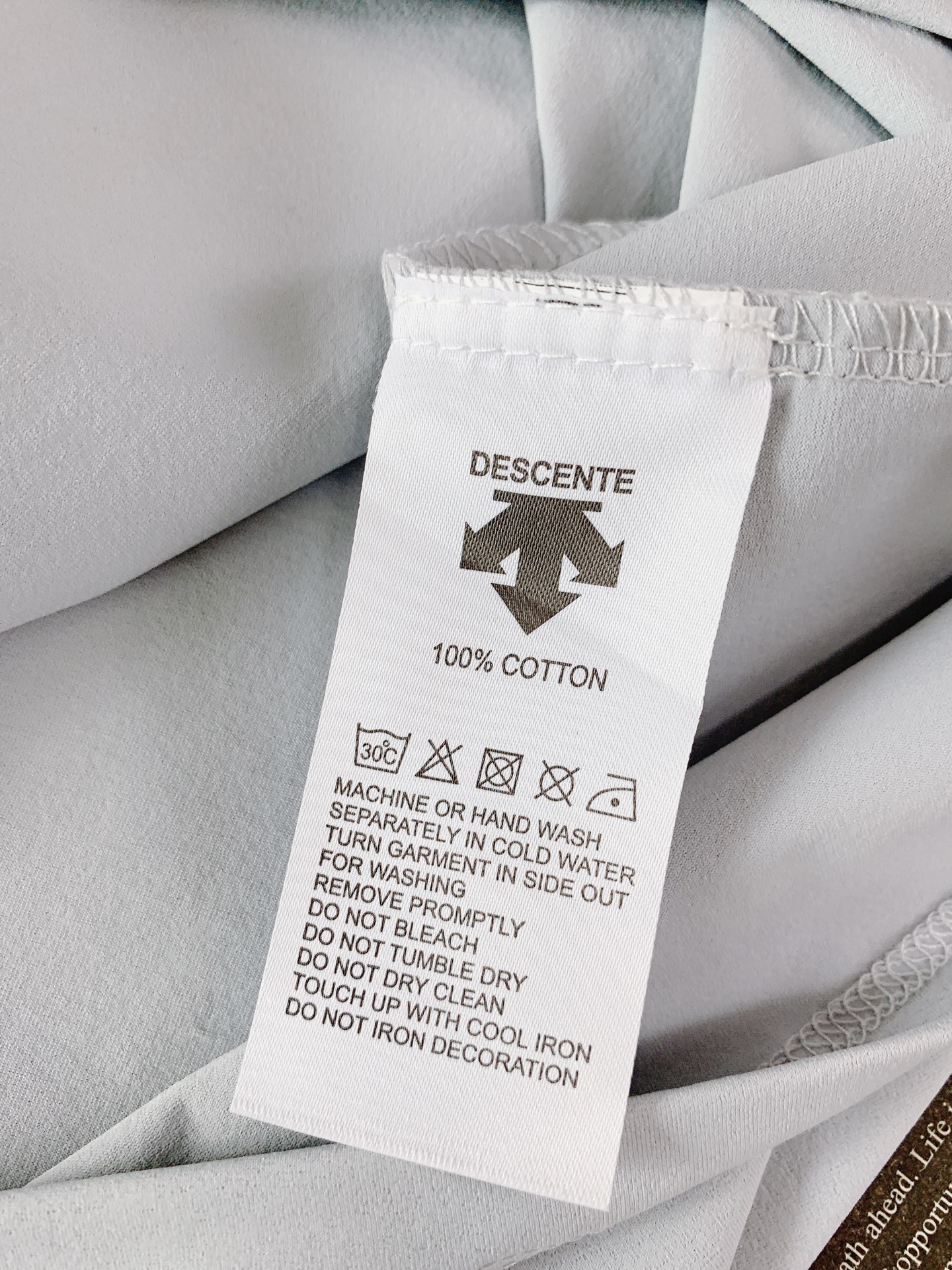 DESCENTE 迪桑特 2026SS春夏新品 F360系列半拉链速干T恤👕专业运动面料，顺滑透气还速干
