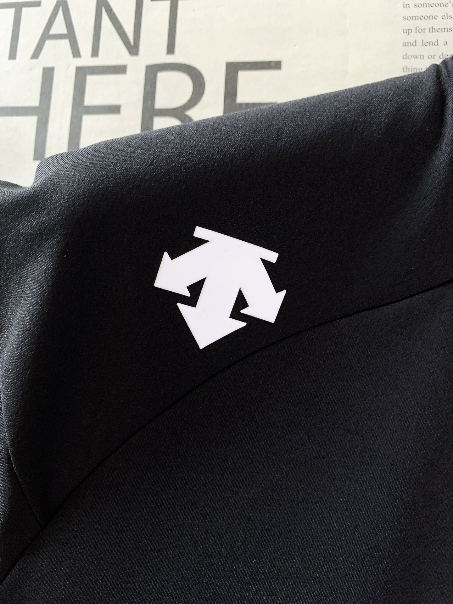 DESCENTE 迪桑特 2026SS春夏新品 F360系列半拉链速干T恤👕专业运动面料，顺滑透气还速干