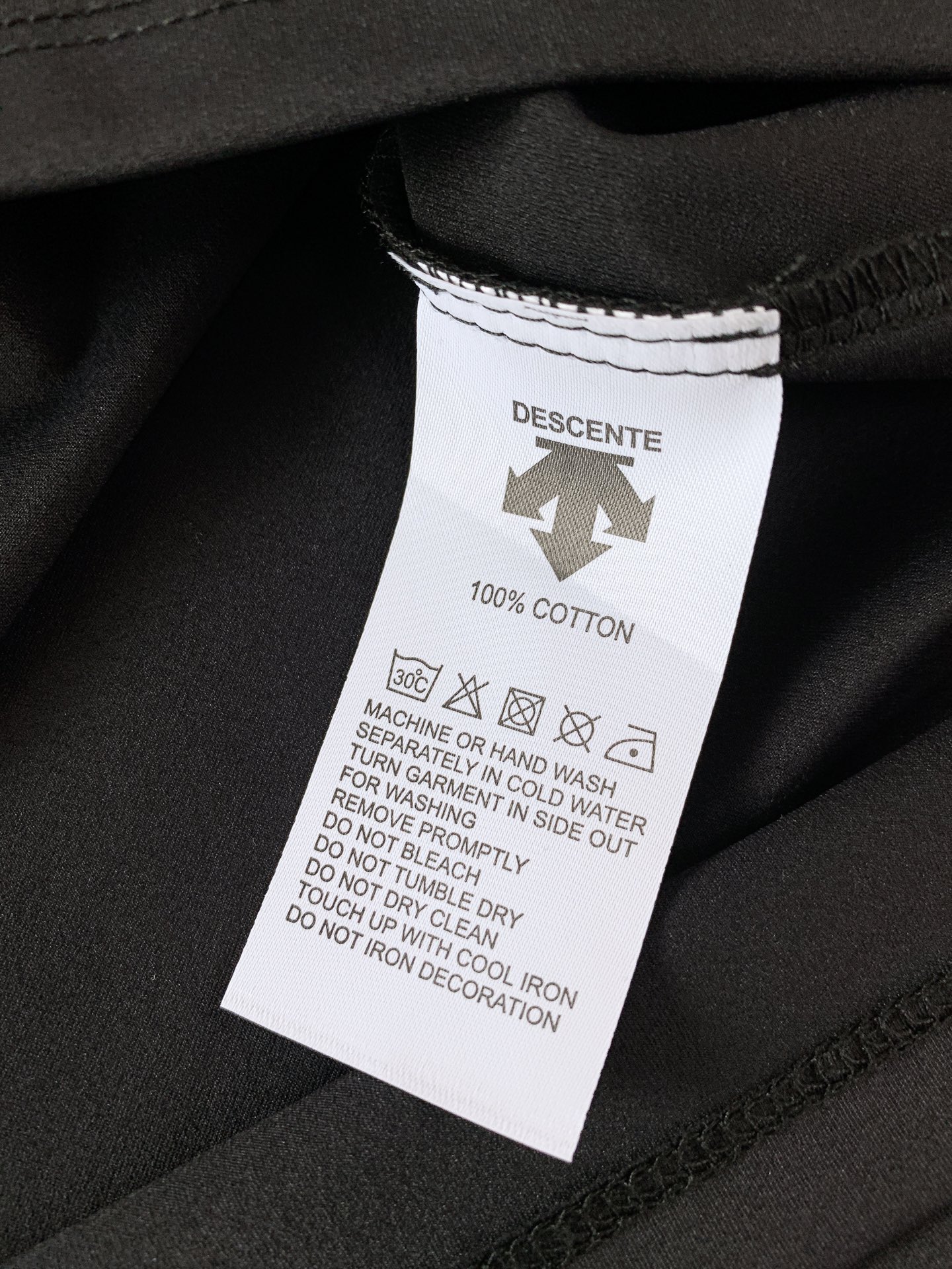 DESCENTE 迪桑特 2026SS春夏新品 F360系列半拉链速干T恤👕专业运动面料，顺滑透气还速干