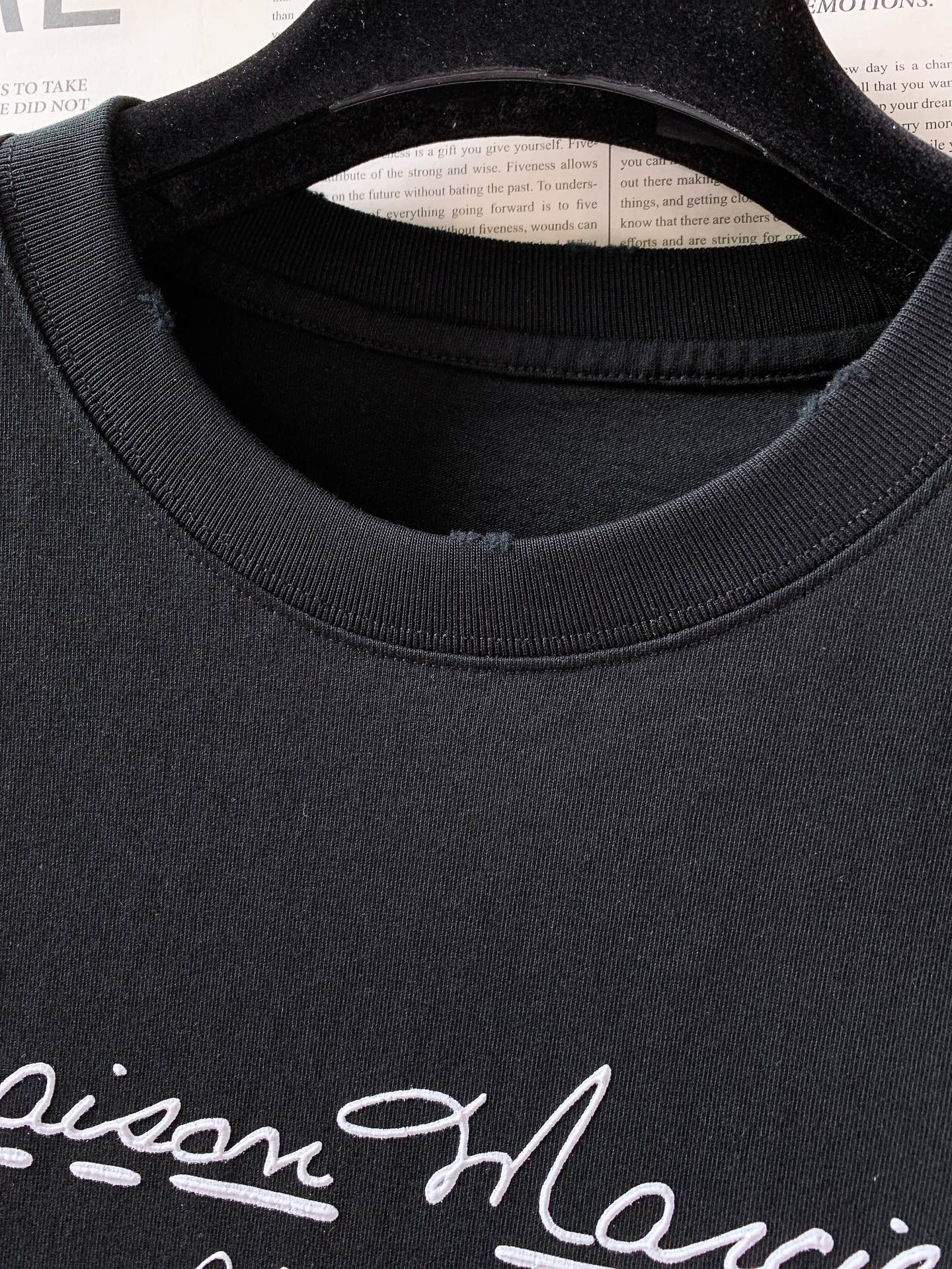 Maison Margiela MM6 马丁马吉拉 2026SS春夏新品数字涂鸦发泡T恤👕重磅纯棉面料，