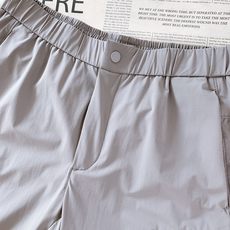Moncler 蒙口 2026SS春夏新品 机能工装休闲长裤👖进口抗泼水速干面料,轻薄透气,出汗快速干爽 Moncler 蒙口 2026SS春夏新品 机能工装休闲长裤👖进口抗泼水速干面料,轻薄透气,出汗快速干爽