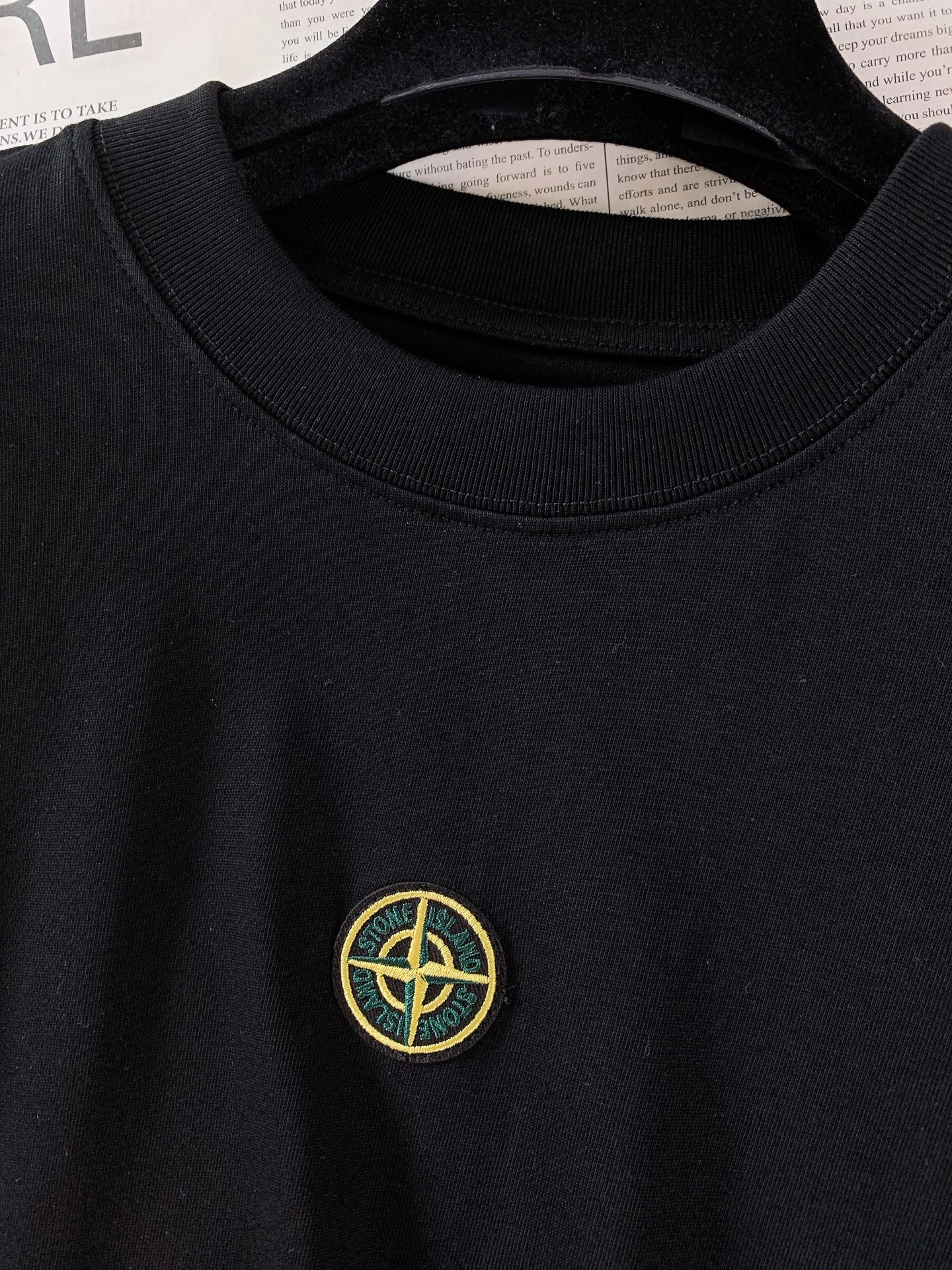 Stone Island 石头岛 2026SS春夏新品 短袖工装套装，上衣精选精梳棉面料，舒适透气。胸口