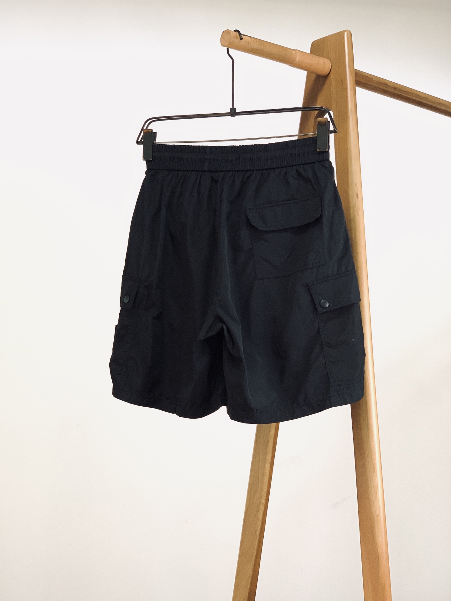 Stone Island 石头岛 2026SS春夏新品 短袖工装套装，上衣精选精梳棉面料，舒适透气。胸口