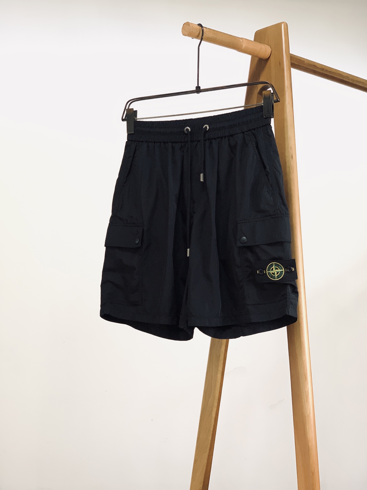 Stone Island 石头岛 2026SS春夏新品 短袖工装套装，上衣精选精梳棉面料，舒适透气。胸口