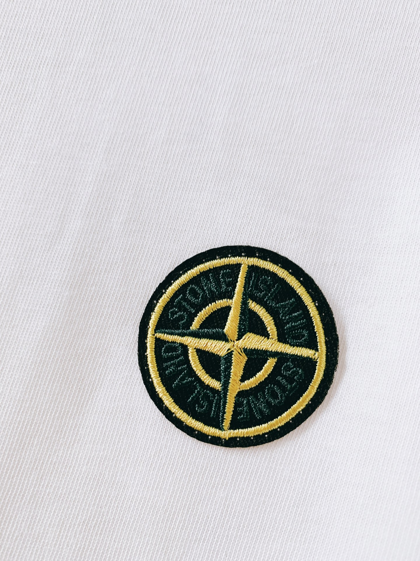 Stone Island 石头岛 2026SS春夏新品 短袖工装套装，上衣精选精梳棉面料，舒适透气。胸口