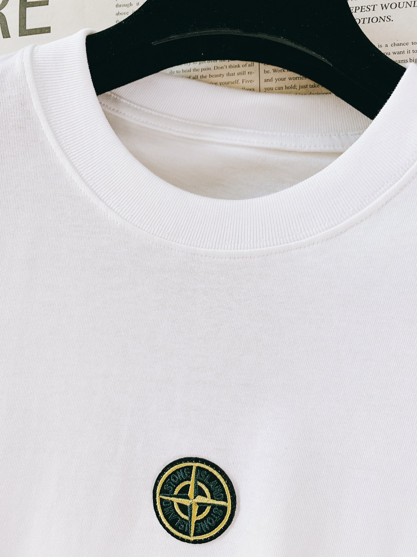 Stone Island 石头岛 2026SS春夏新品 短袖工装套装，上衣精选精梳棉面料，舒适透气。胸口